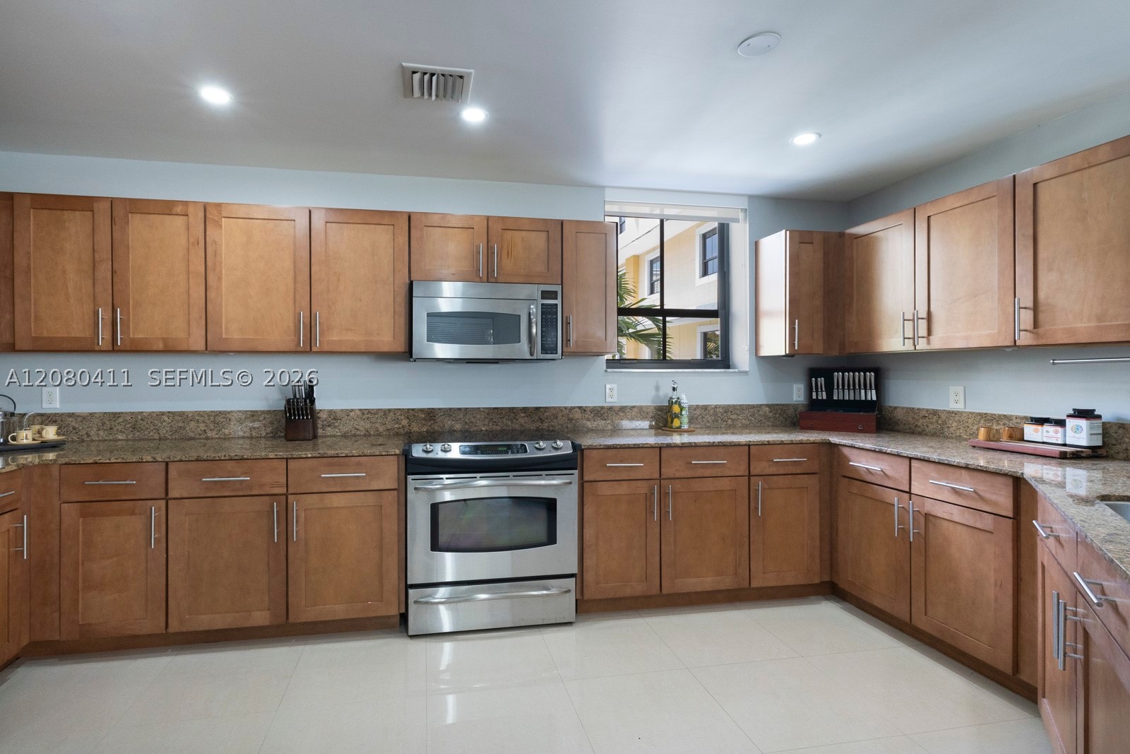 8390 SW 72nd Ave #612, Miami FL 33143
