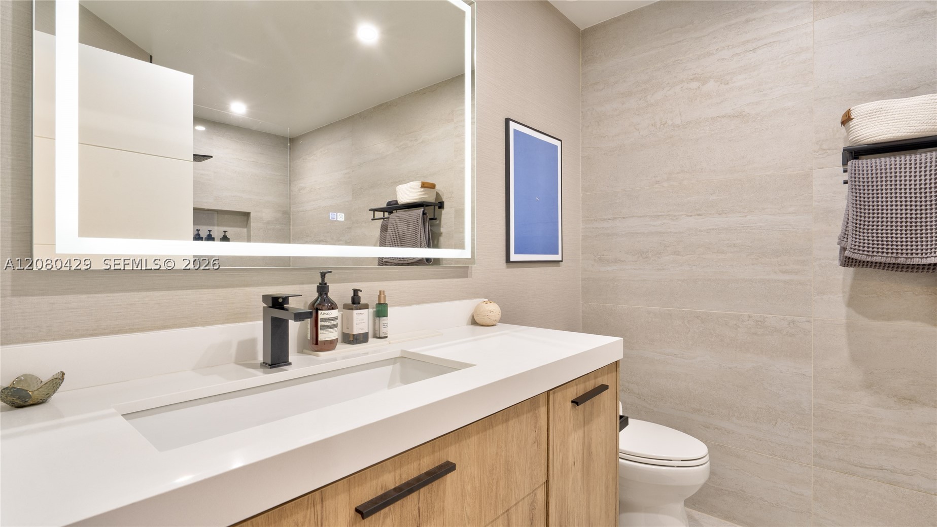 16676 Hemingway Dr, Weston FL 33326