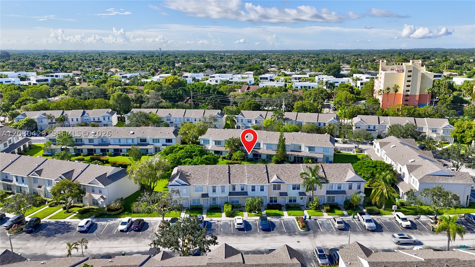 16676 Hemingway Dr, Weston FL 33326