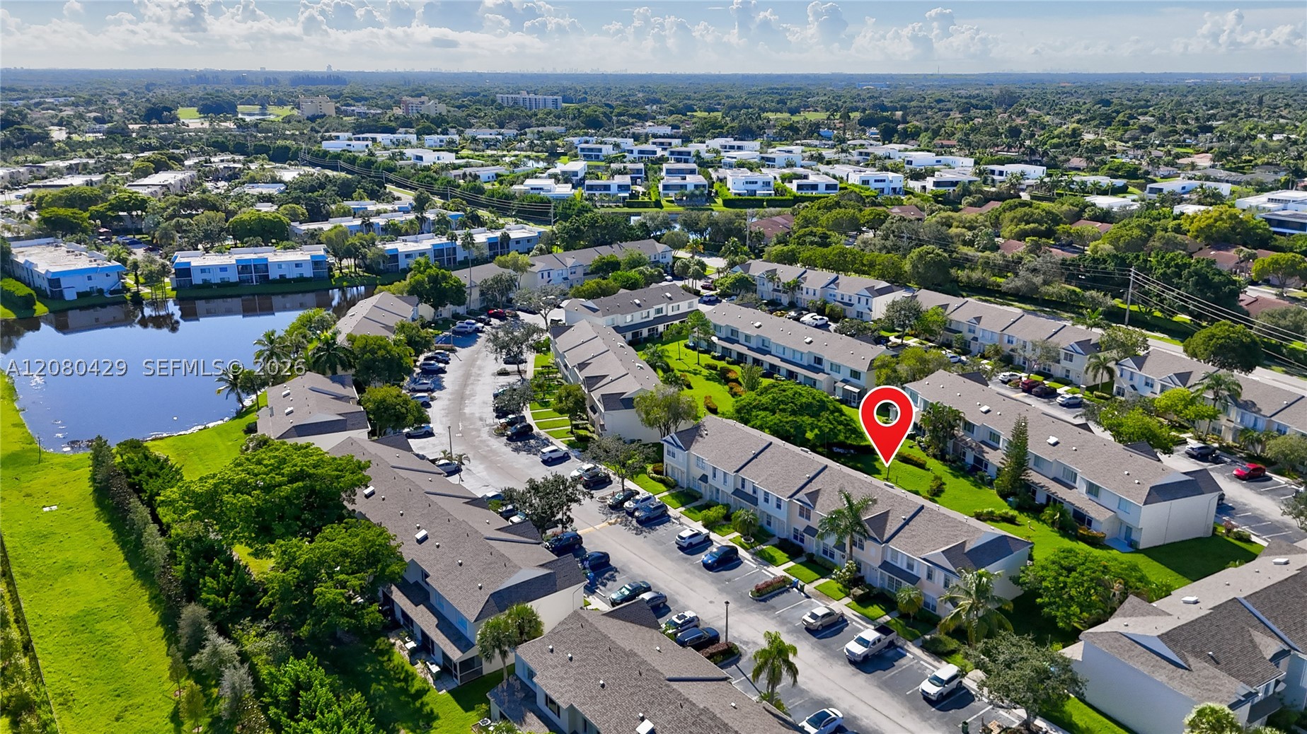 16676 Hemingway Dr, Weston FL 33326