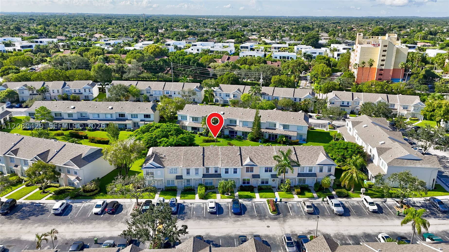 16676 Hemingway Dr, Weston FL 33326