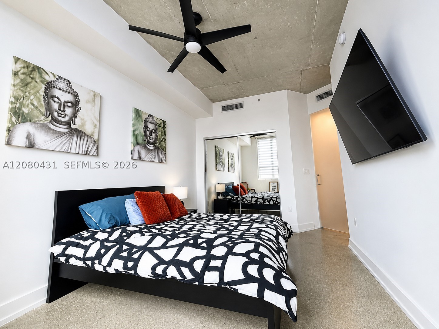234 NE 3rd St #2107, Miami FL 33132