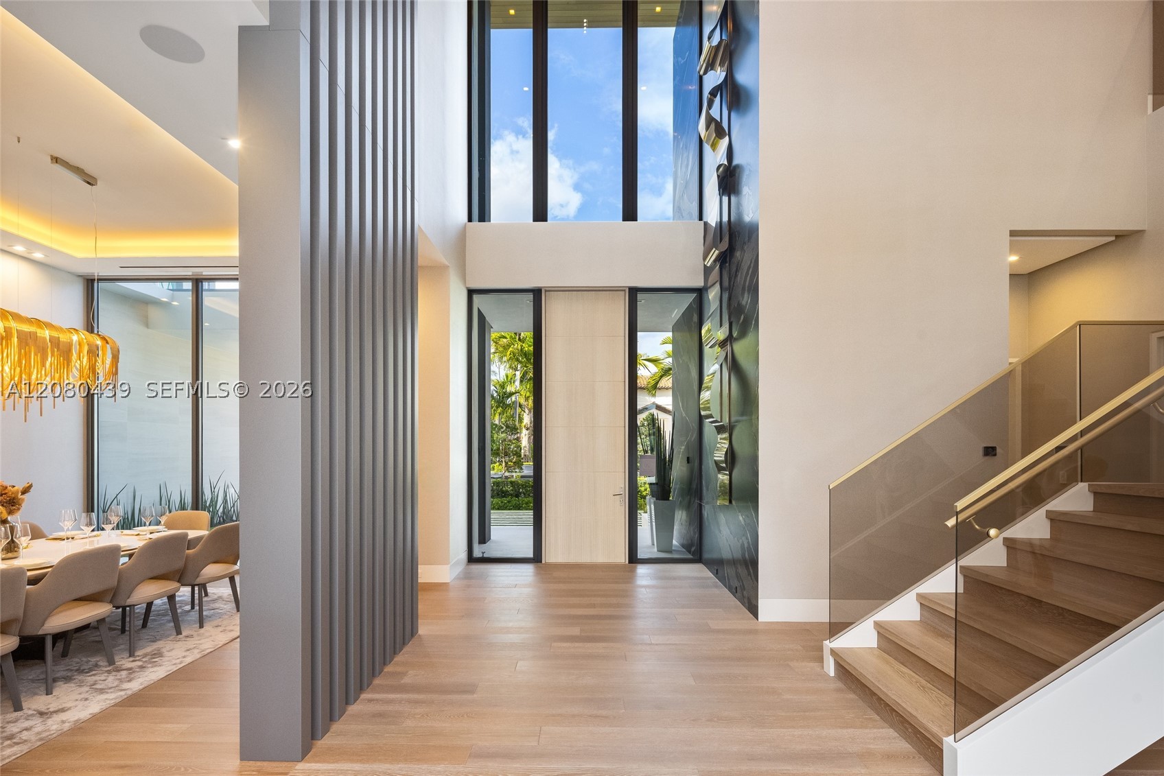 2560 Del Lago Dr, Fort Lauderdale FL 33316