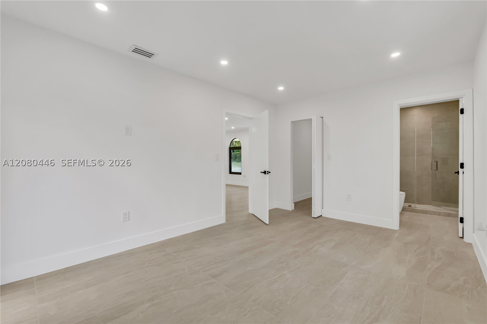 6235 SW 24th St, Miami FL 33147