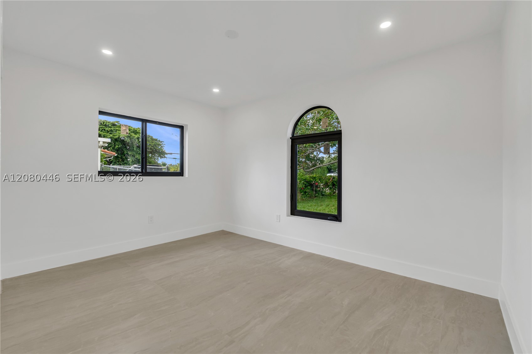 6235 SW 24th St, Miami FL 33147