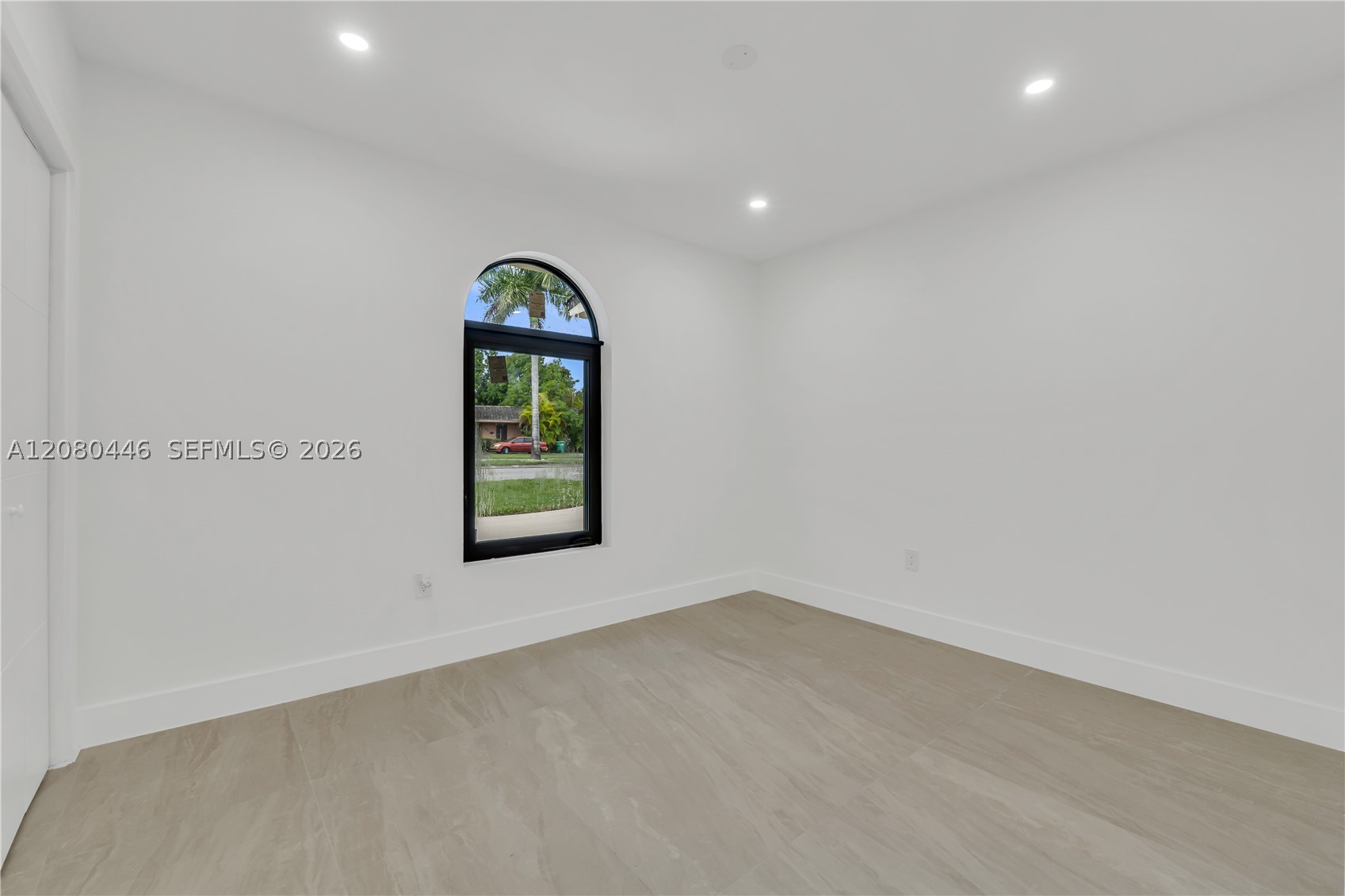 6235 SW 24th St, Miami FL 33147