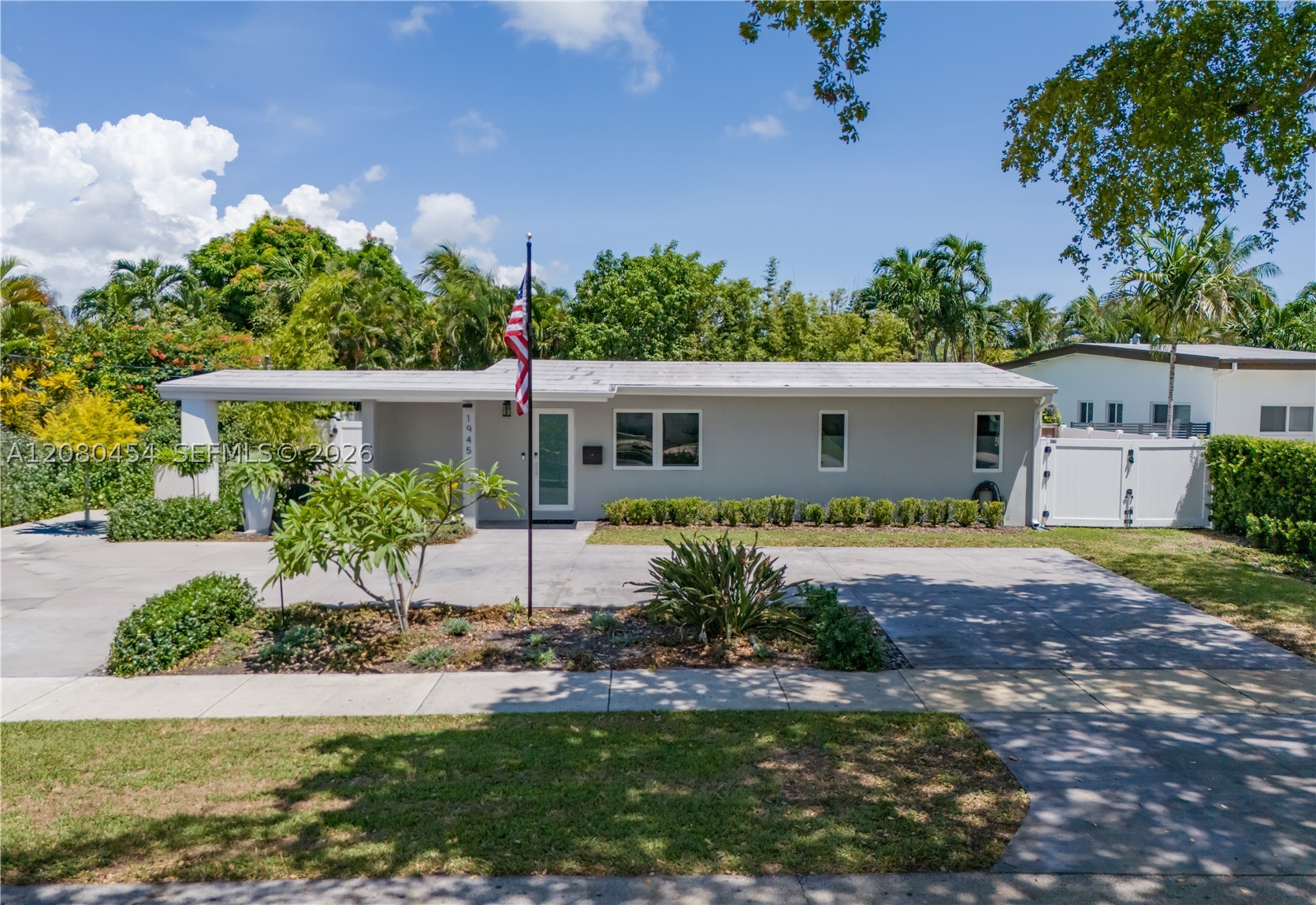1945 S Hibiscus Dr, North Miami FL 33181