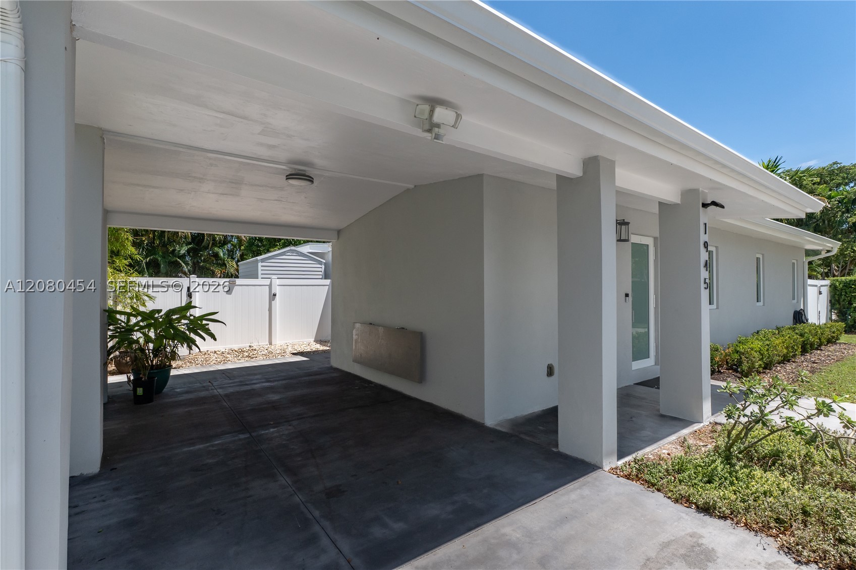 1945 S Hibiscus Dr, North Miami FL 33181