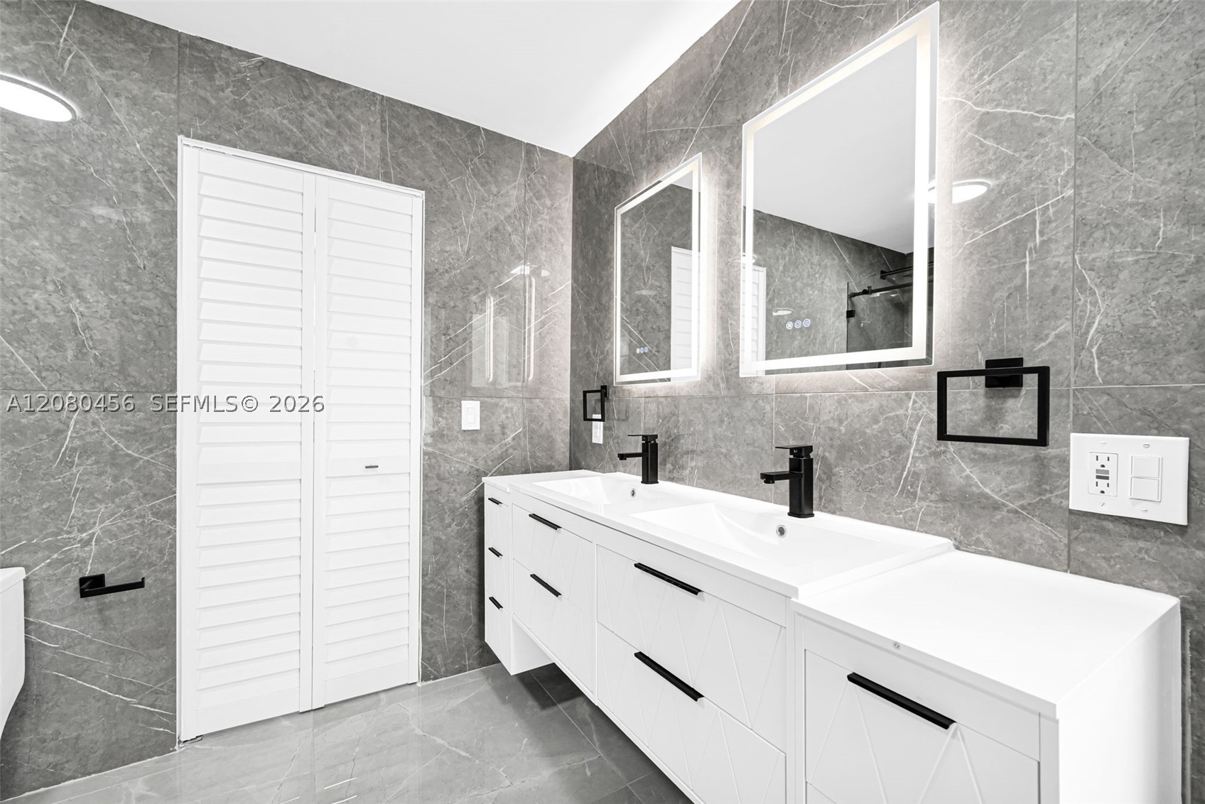 4040 SW 108th Ave, Miami FL 33165