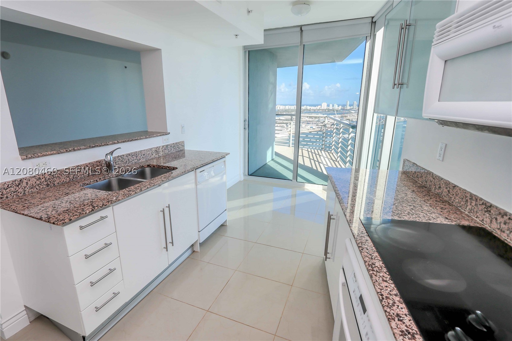 335 S Biscayne Blvd #3709, Miami FL 33131