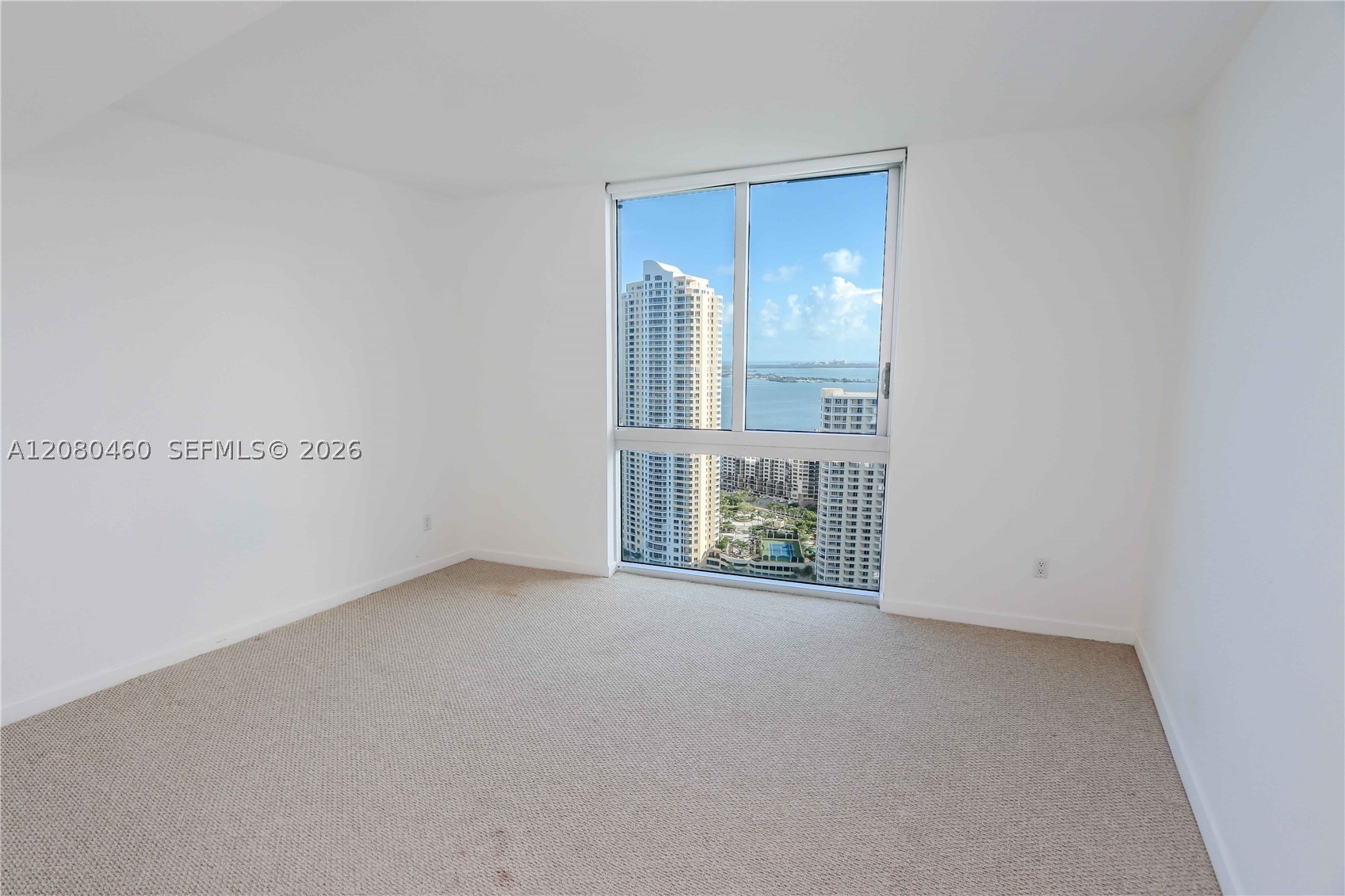 335 S Biscayne Blvd #3709, Miami FL 33131