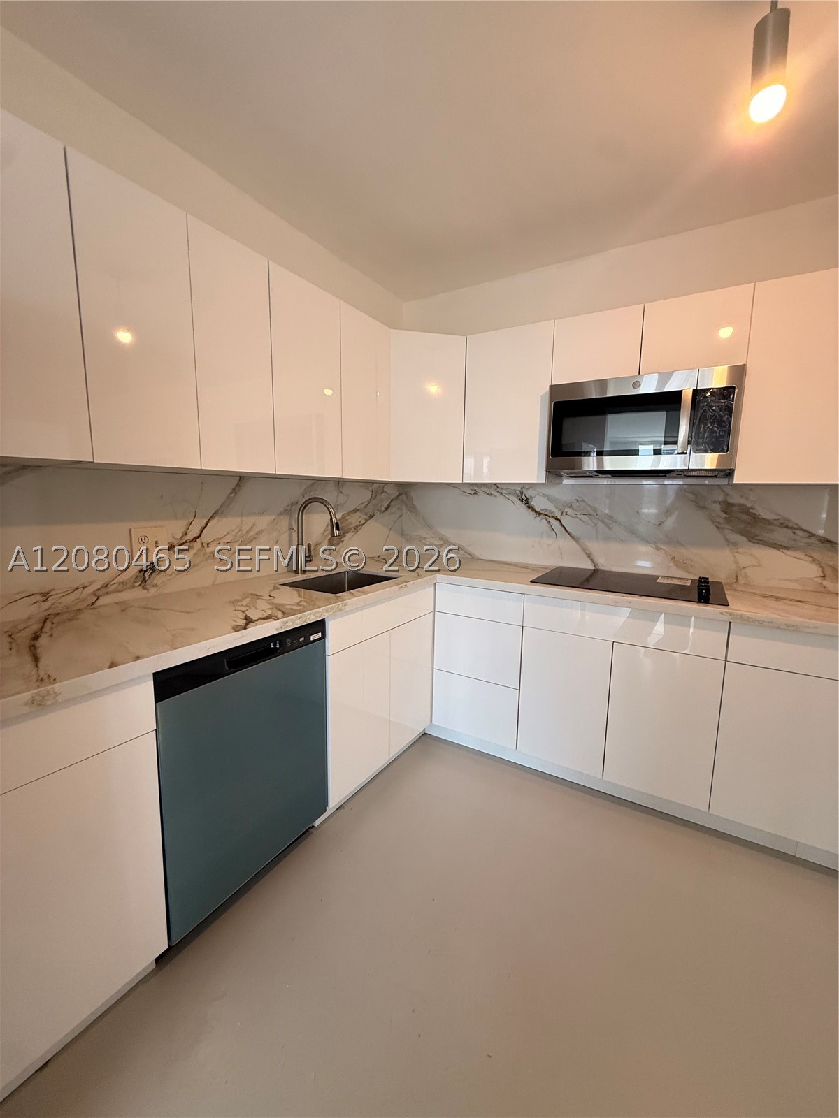 900 Bay Dr #722, Miami Beach FL 33141