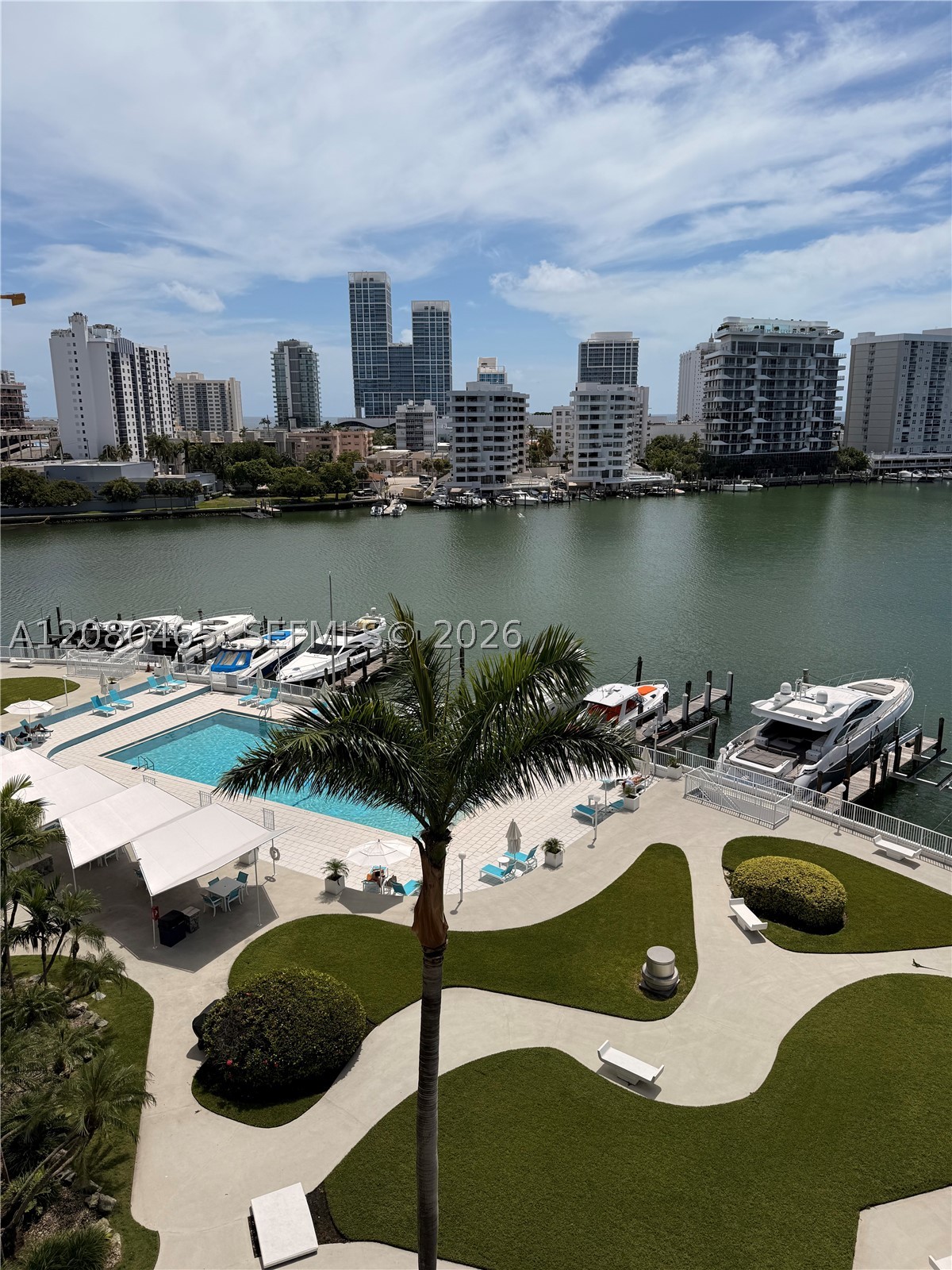 900 Bay Dr #722, Miami Beach FL 33141
