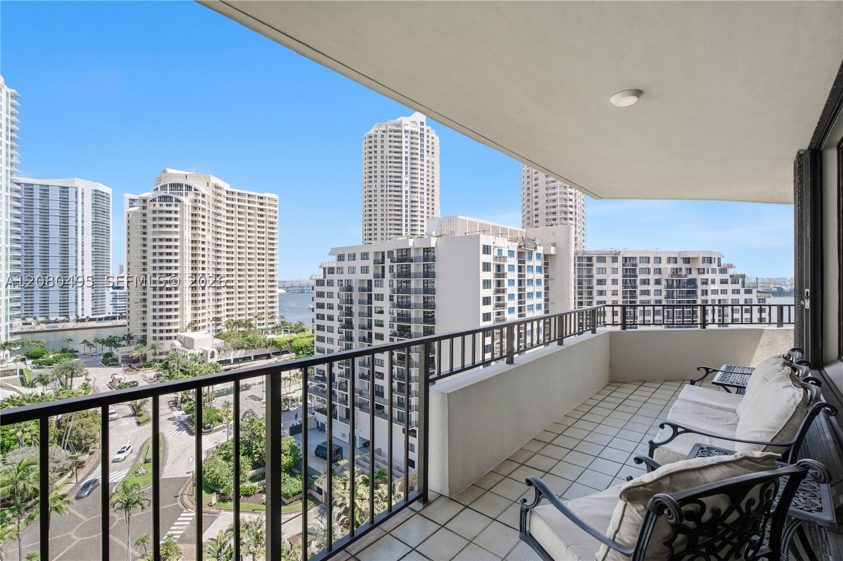 520 Brickell Key Dr #A1616, Miami FL 33131