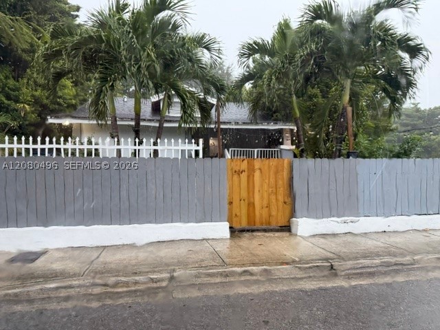 812 NW 29th Ter, Miami FL 33127