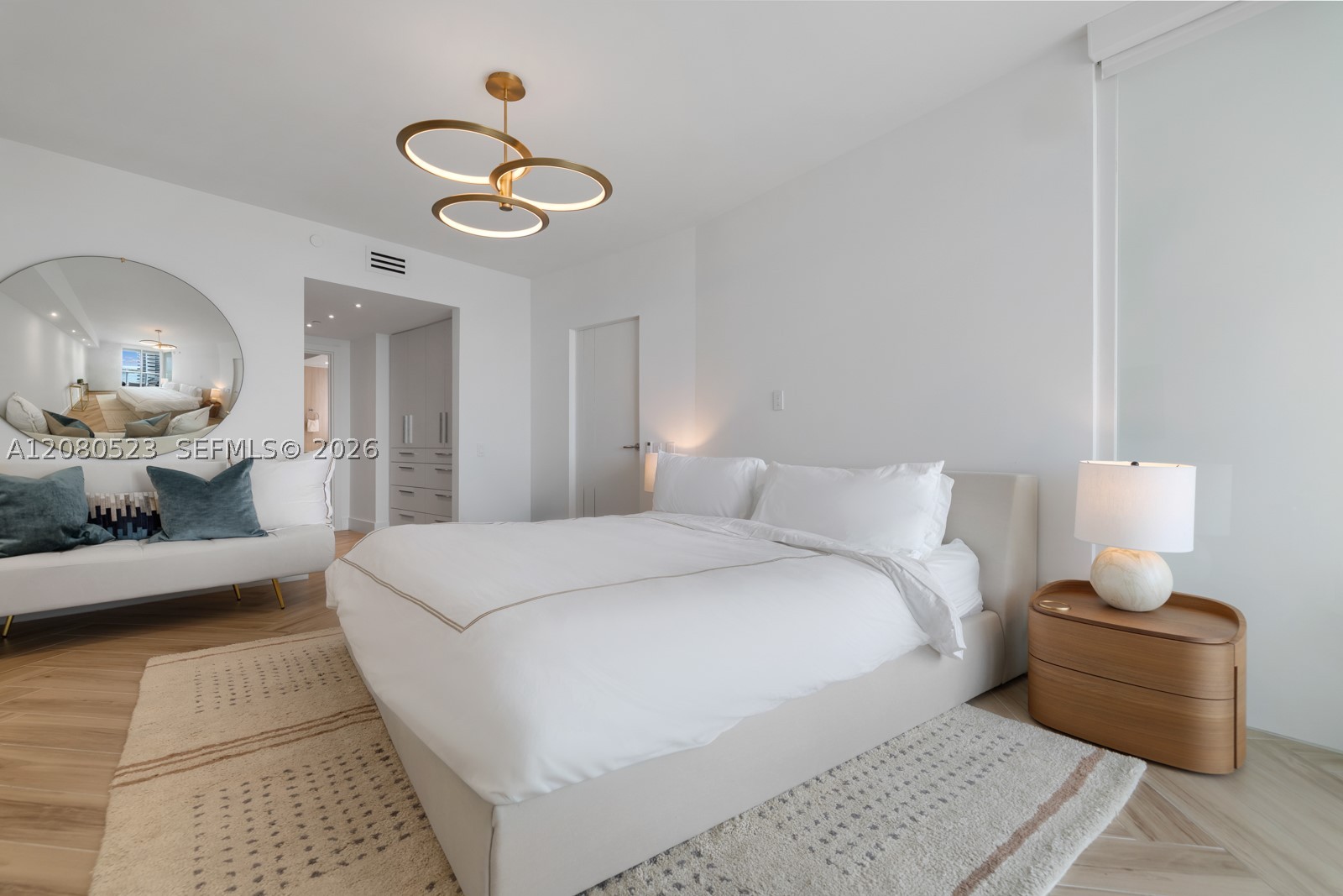 450 Alton Rd #2505, Miami Beach FL 33139