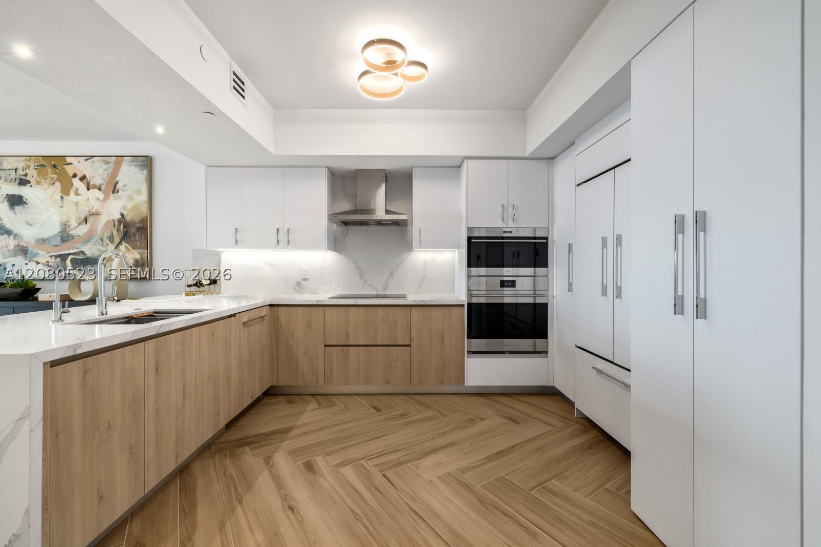 450 Alton Rd #2505, Miami Beach FL 33139