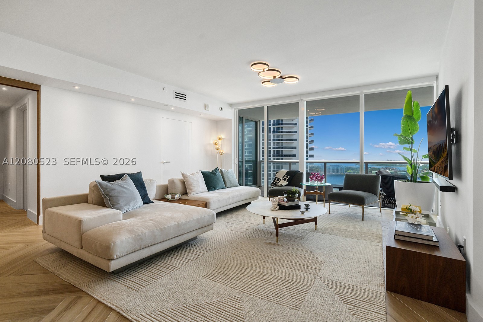 450 Alton Rd #2505, Miami Beach FL 33139