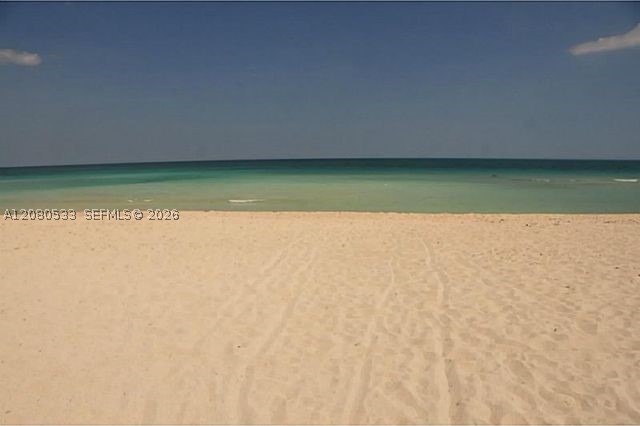 Miami Beach FL 33140 - A12080533