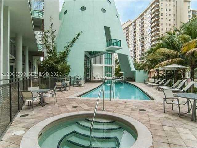Miami Beach FL 33140 - A12080533