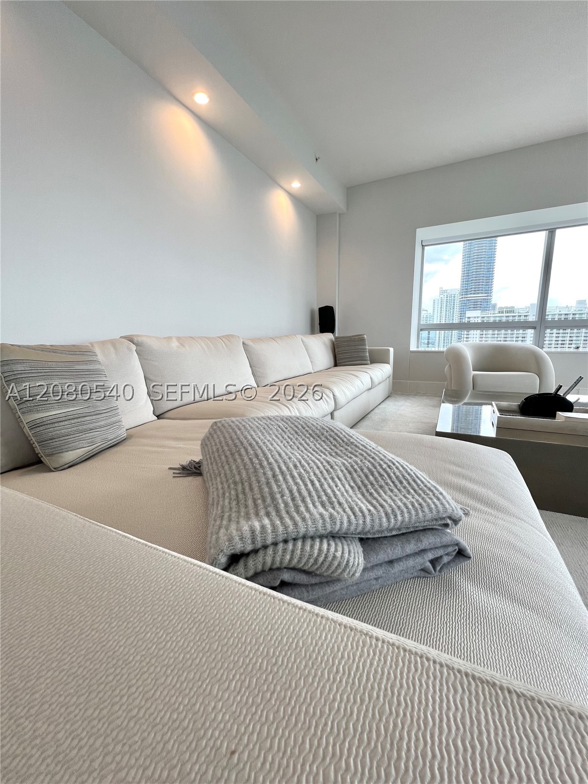 1435 Brickell Ave #3307, Miami FL 33131