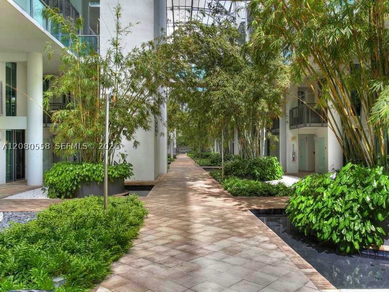 Miami Beach FL 33140 - A12080558