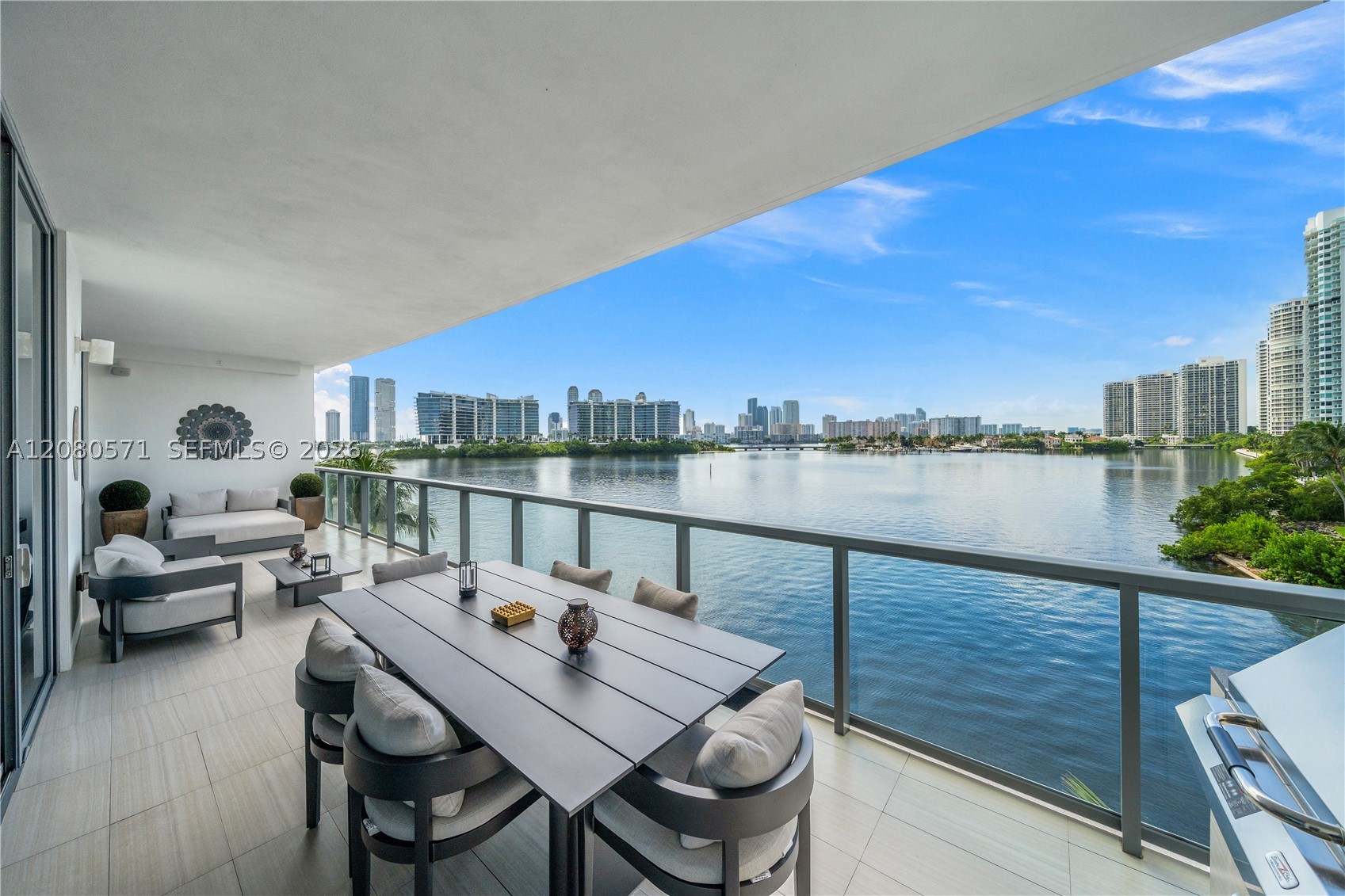 3300 NE 188th St #312, Aventura FL 33180