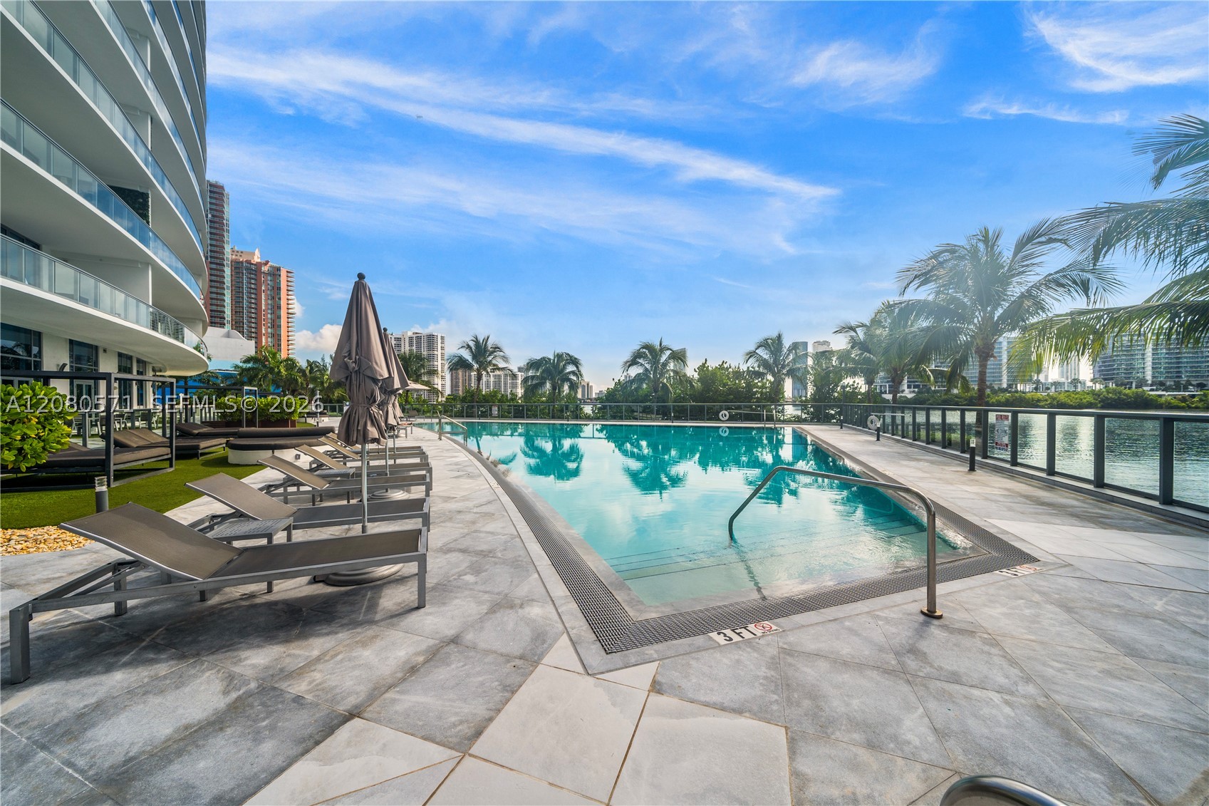 3300 NE 188th St #312, Aventura FL 33180