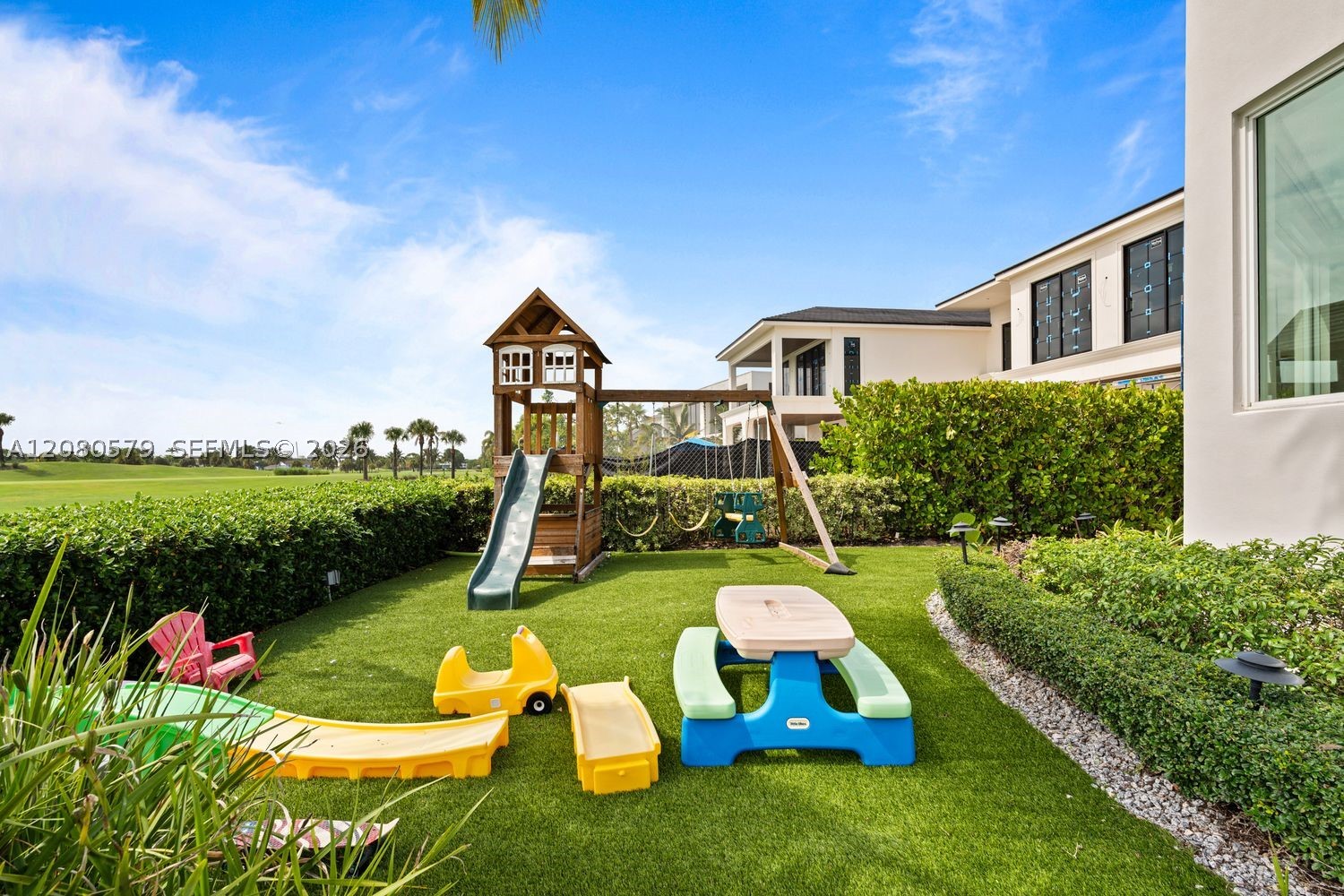 3939 Country Club Ln, Fort Lauderdale FL 33308