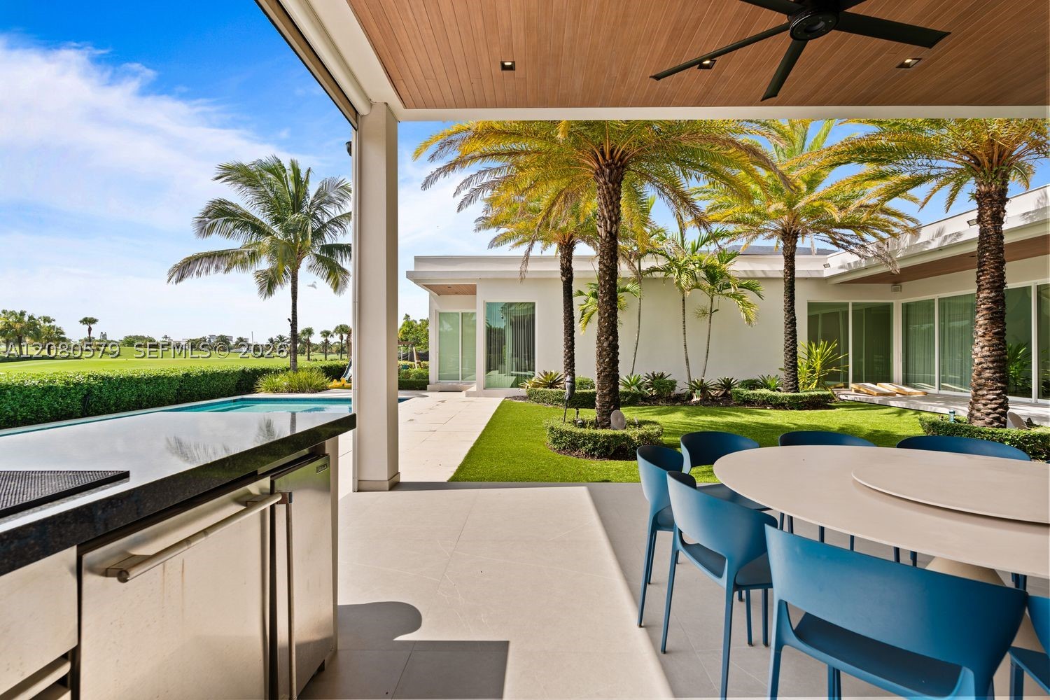 3939 Country Club Ln, Fort Lauderdale FL 33308