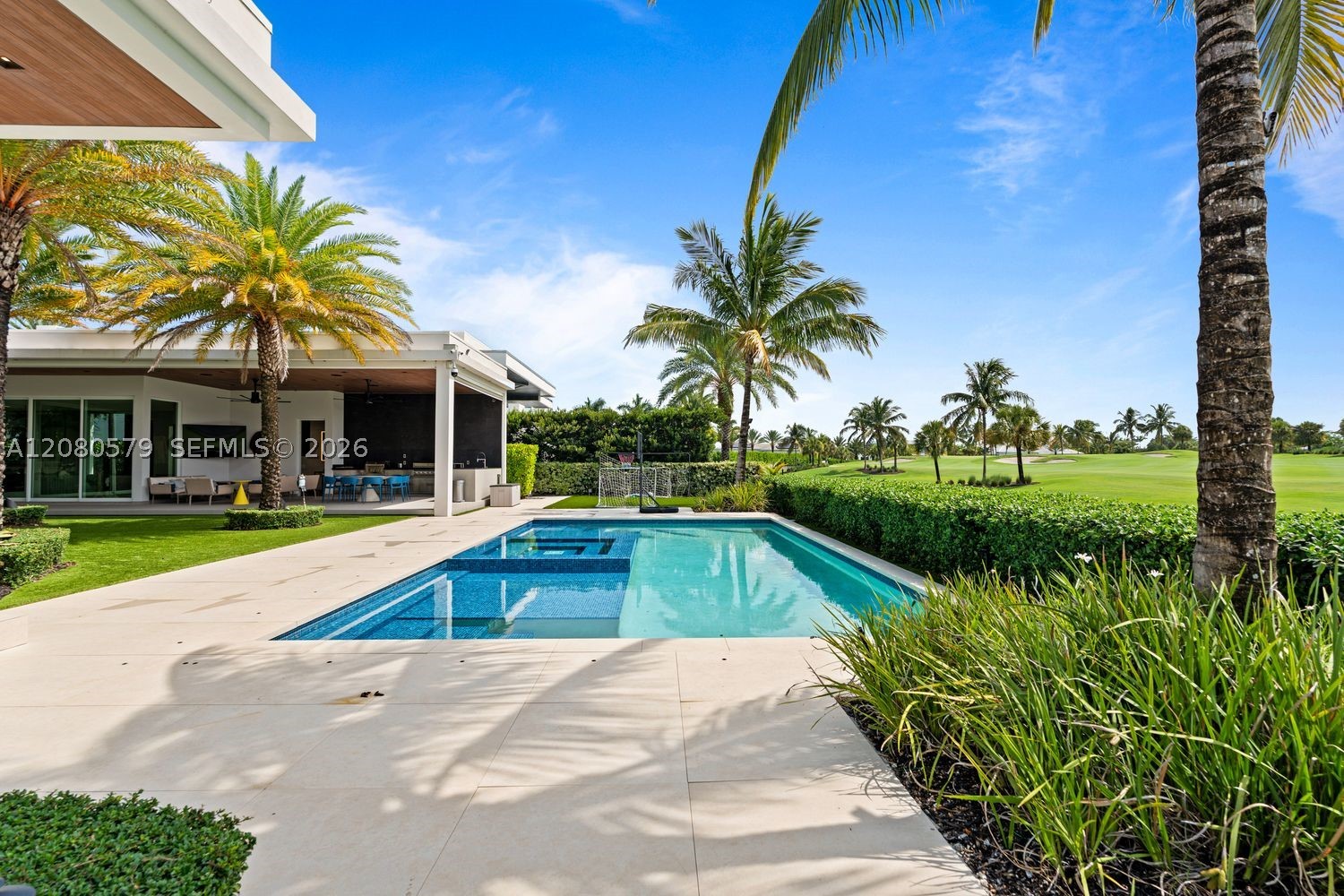 3939 Country Club Ln, Fort Lauderdale FL 33308