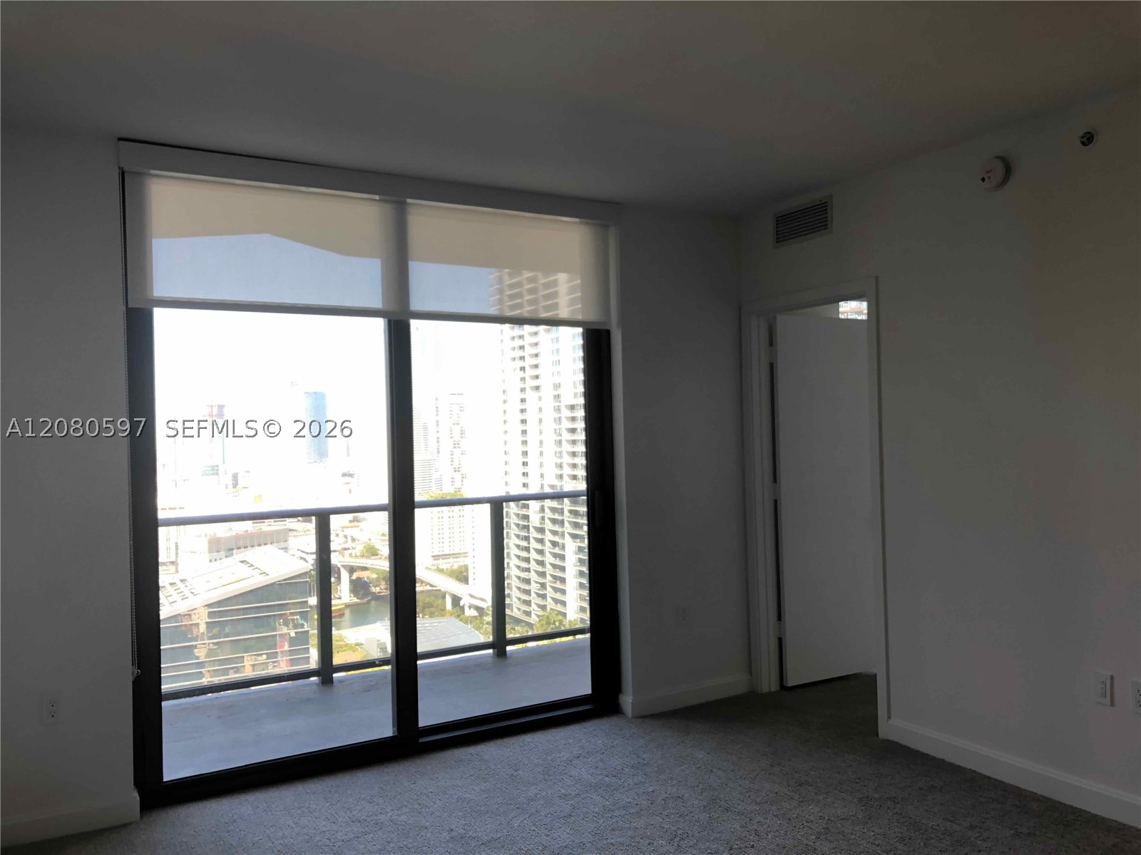 45 SW 9th St #2809, Miami FL 33130