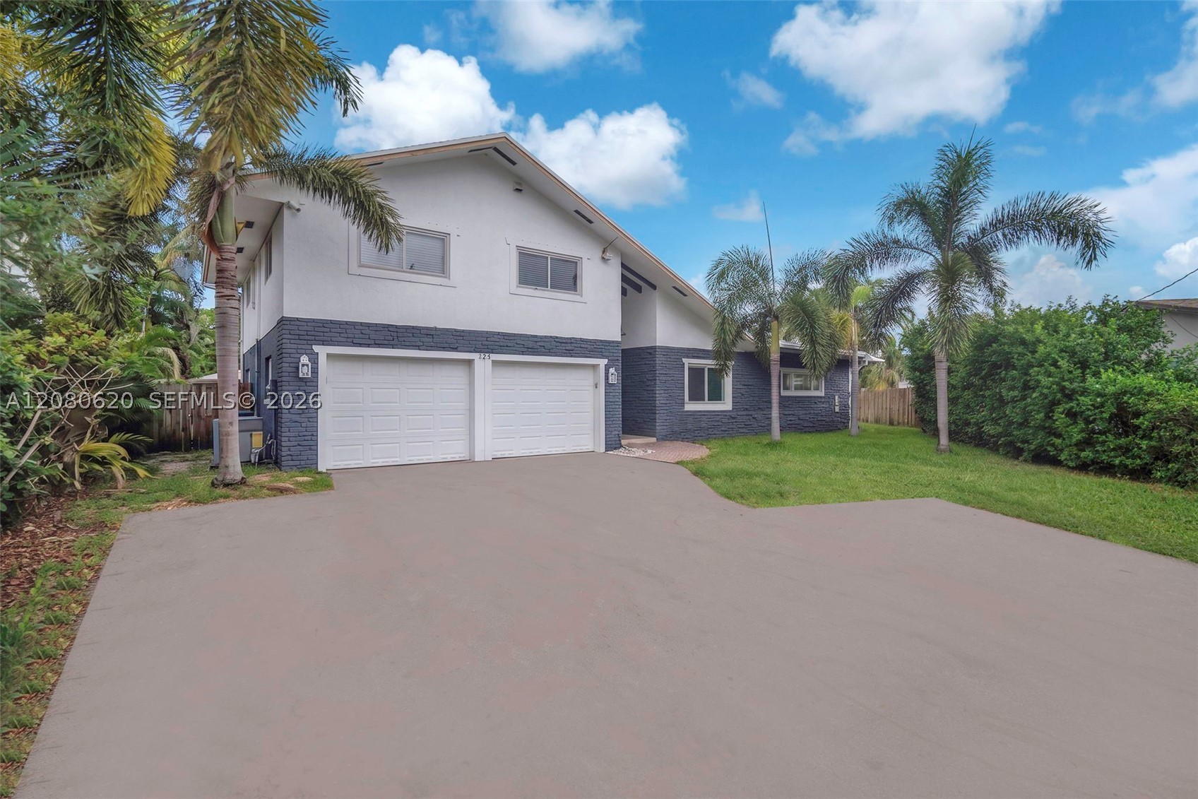 1436 NW 8th St, Dania Beach FL 33004