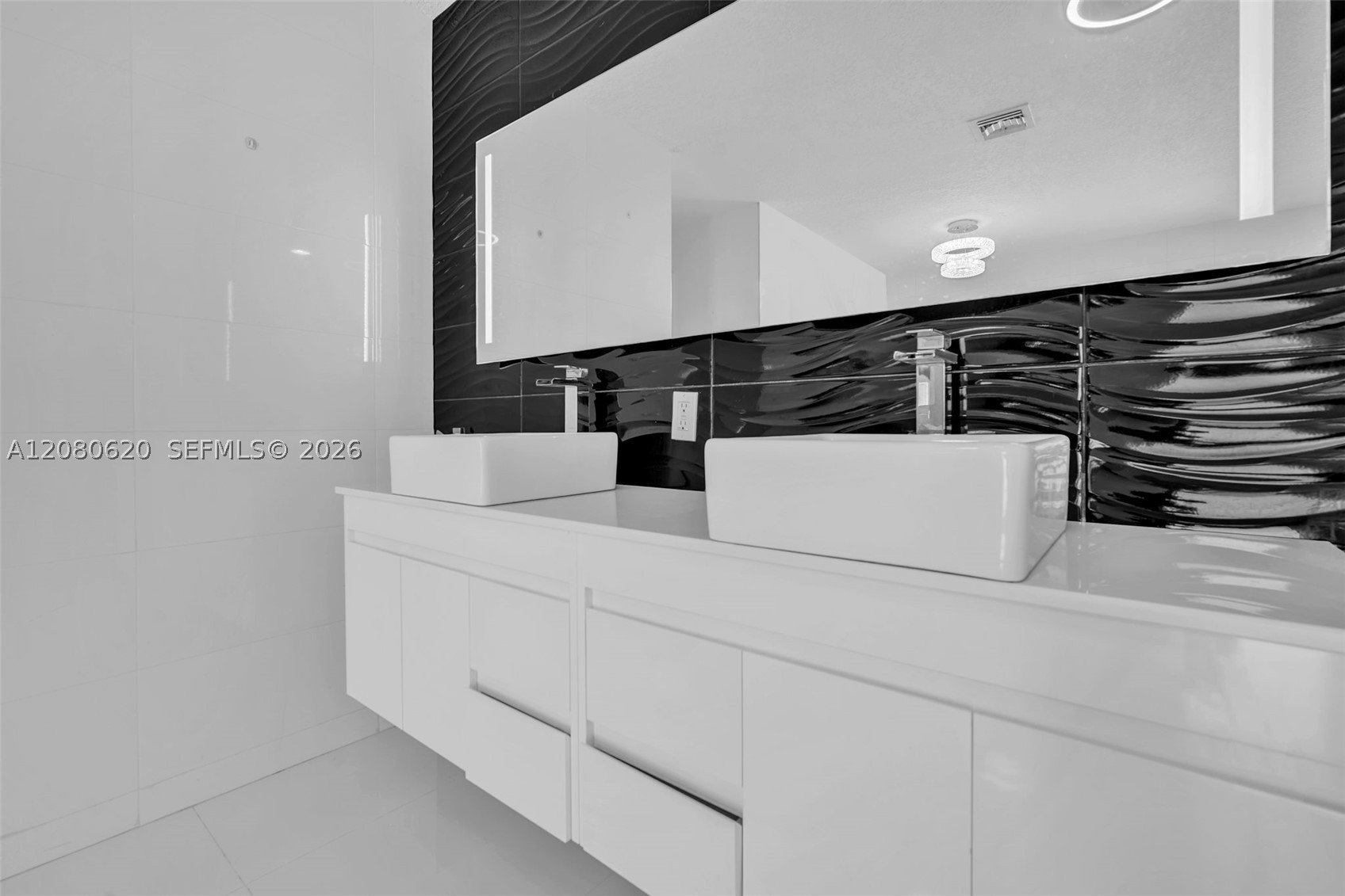 1436 NW 8th St, Dania Beach FL 33004