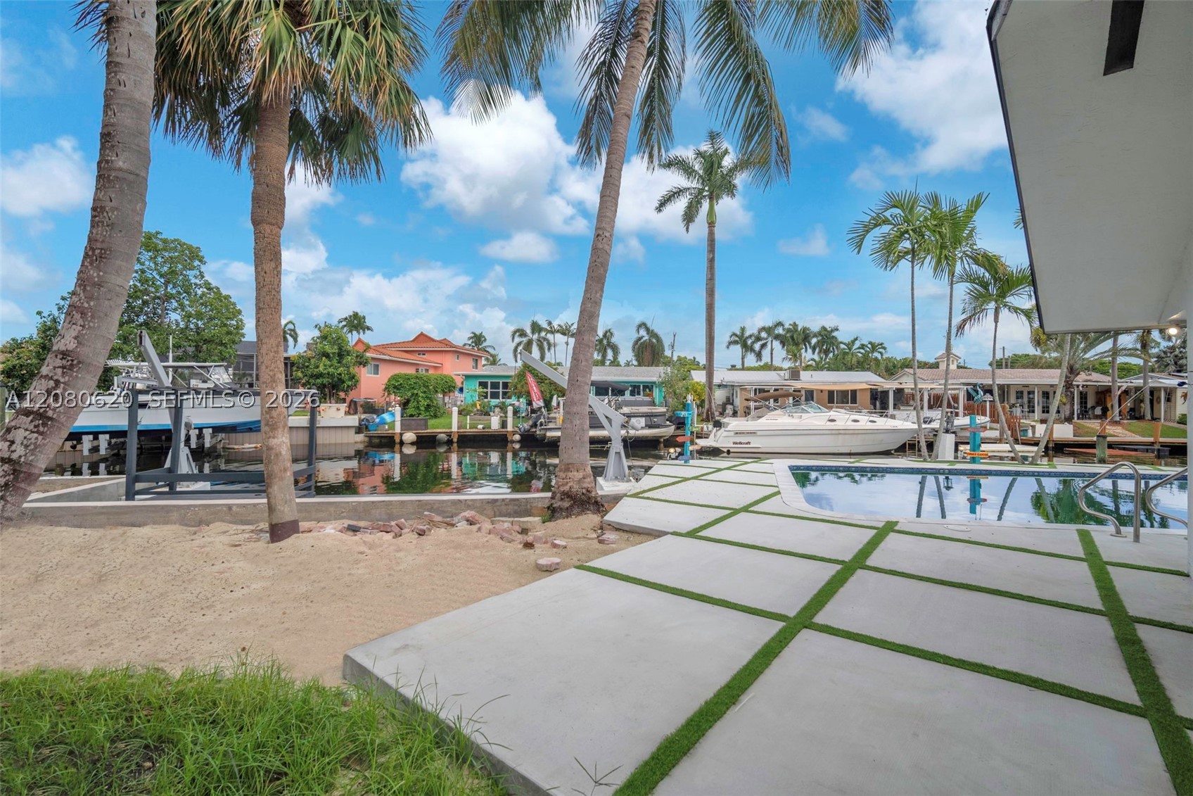 1436 NW 8th St, Dania Beach FL 33004