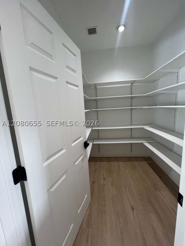 211 SW 29th Rd, Miami FL 33129