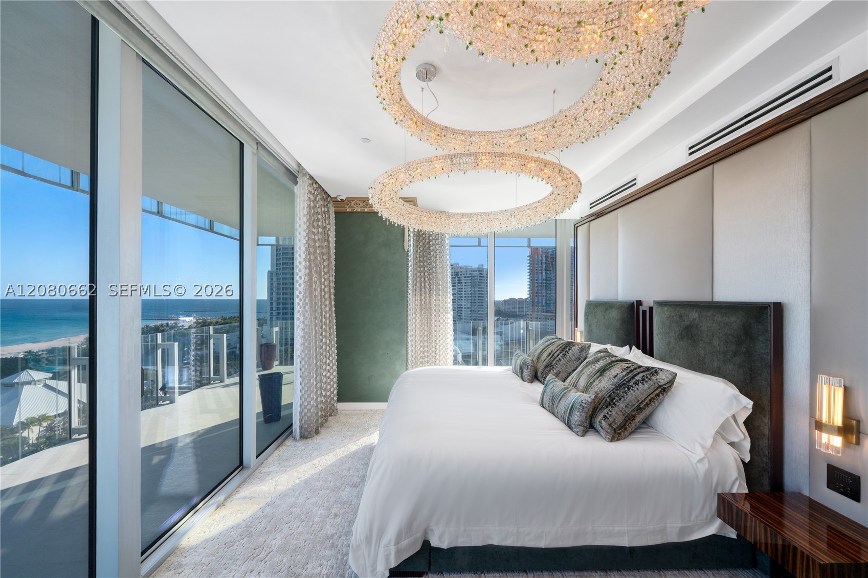 120 Ocean Dr #1400, Miami Beach FL 33139