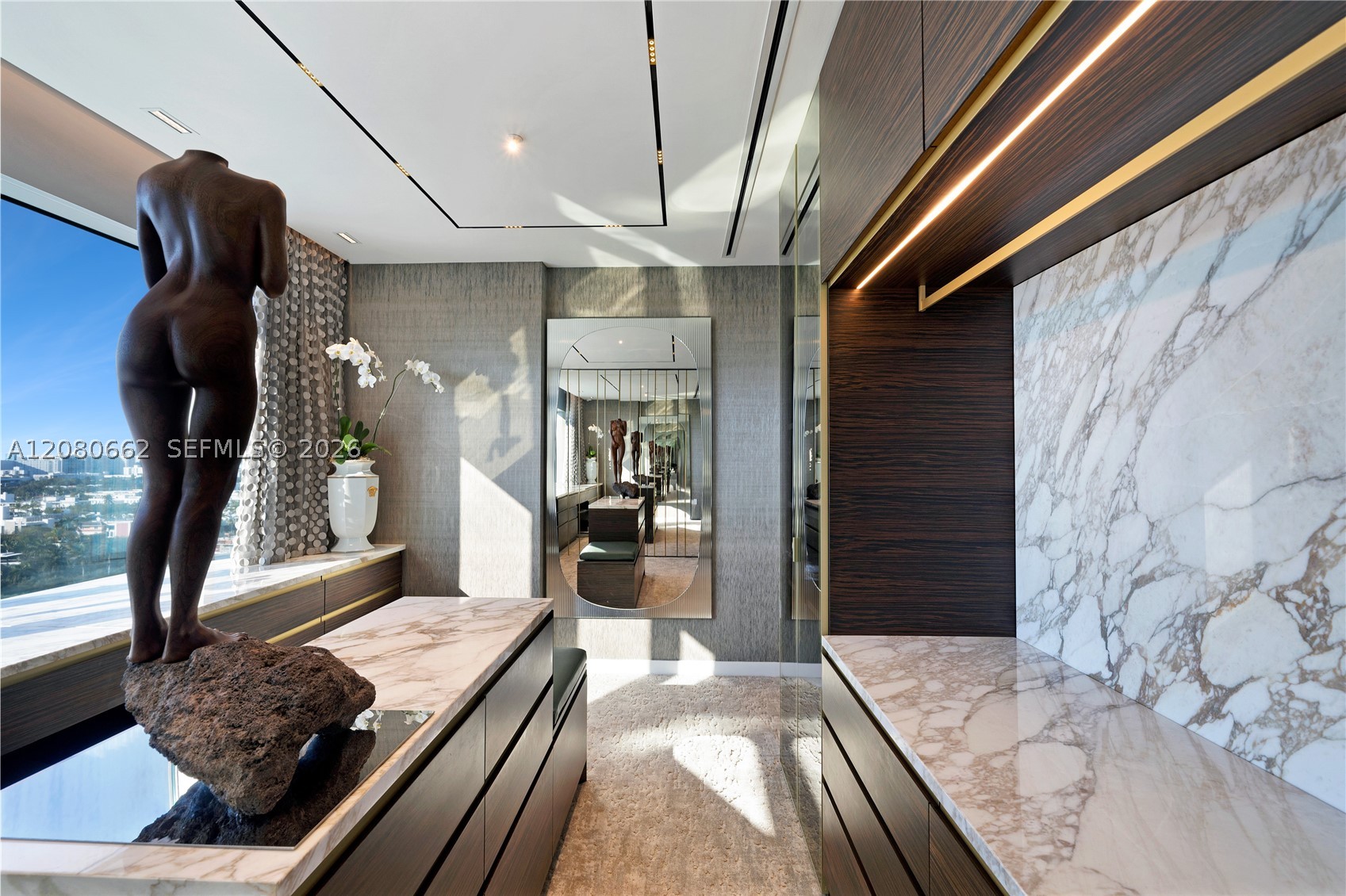 120 Ocean Dr #1400, Miami Beach FL 33139