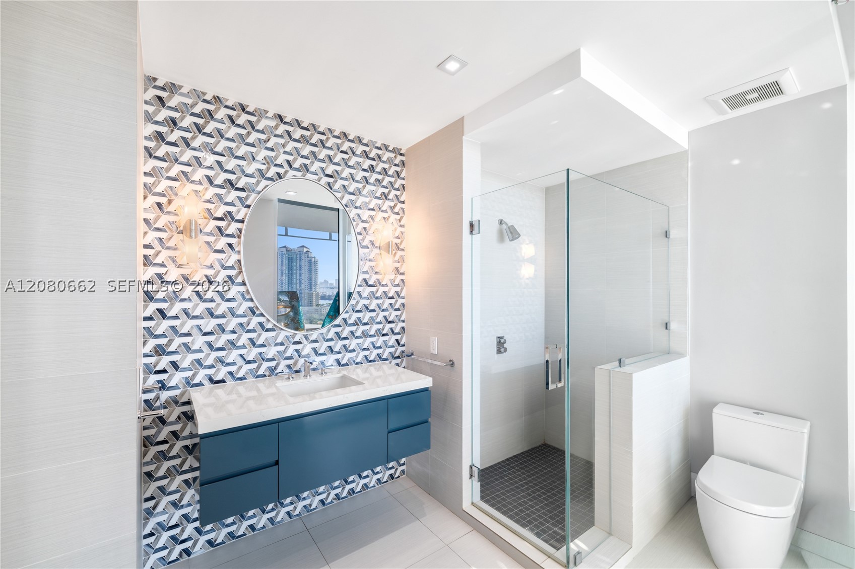 120 Ocean Dr #1400, Miami Beach FL 33139