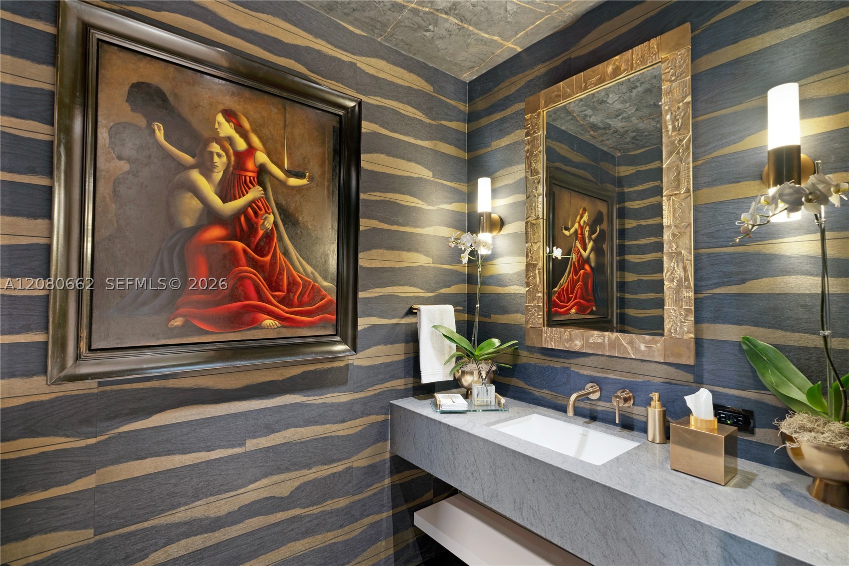 120 Ocean Dr #1400, Miami Beach FL 33139