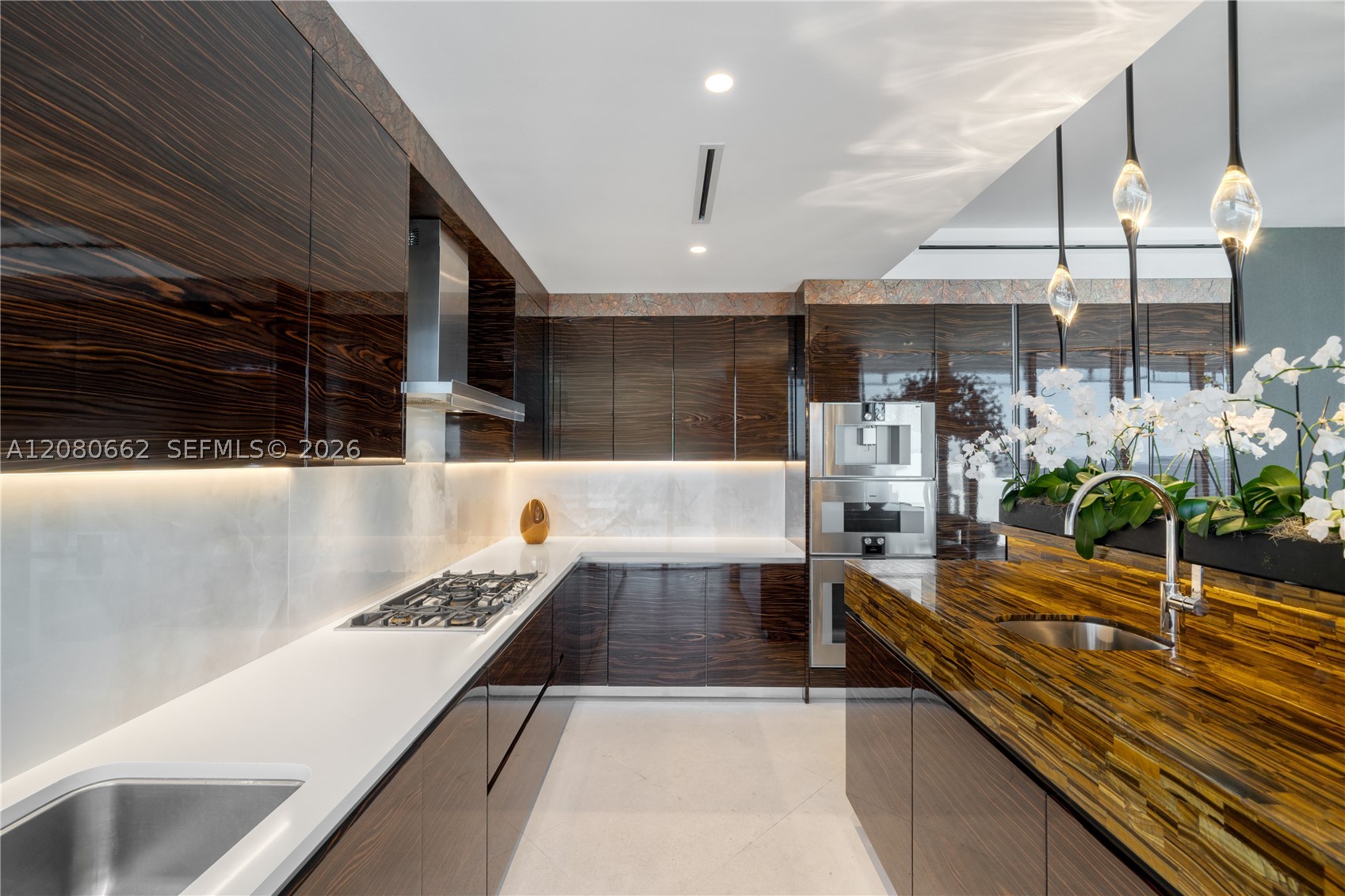 120 Ocean Dr #1400, Miami Beach FL 33139