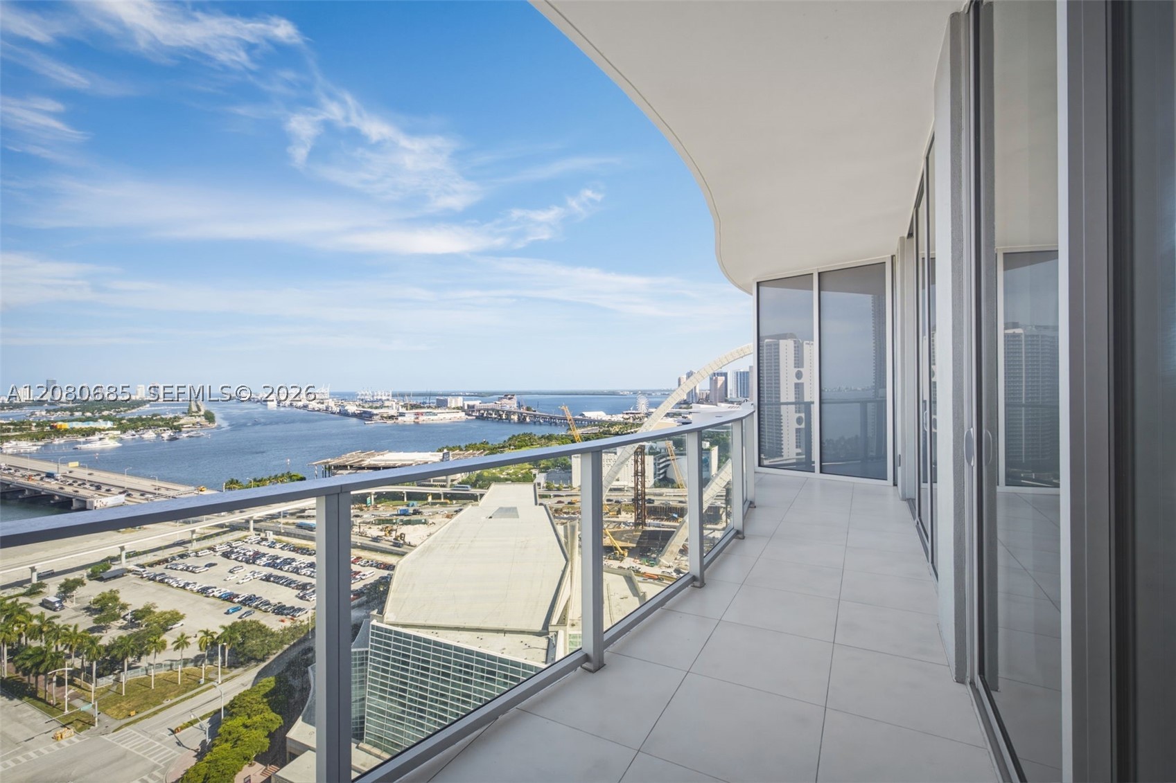 1400 Biscayne Blvd #2304, Miami FL 33132