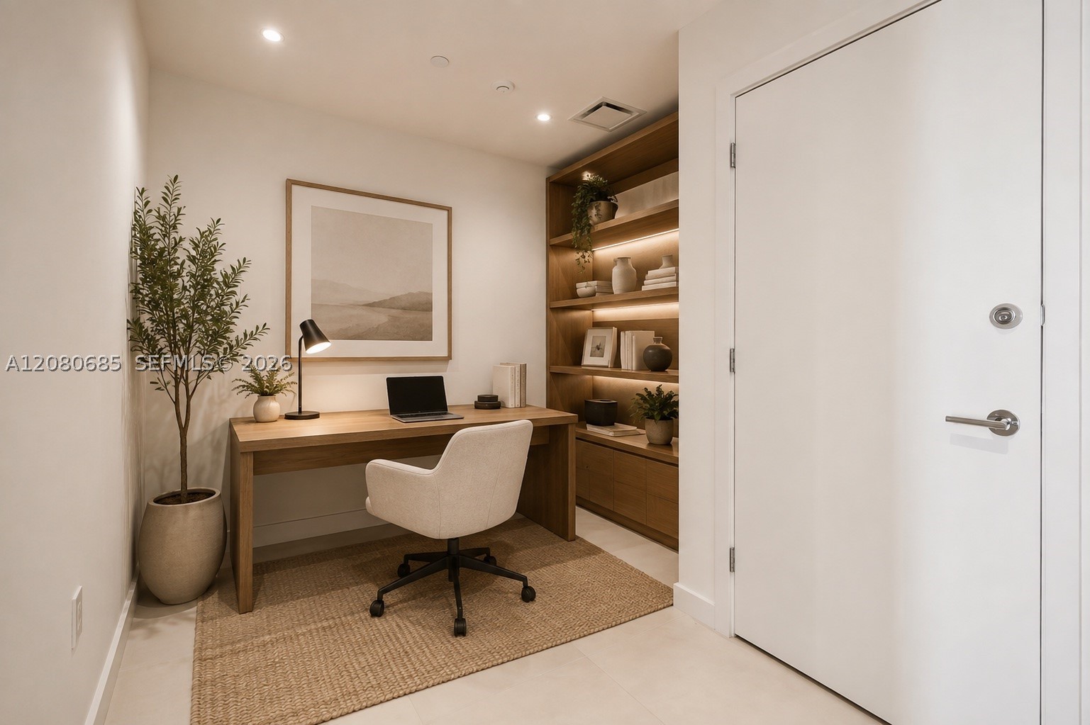 1400 Biscayne Blvd #2304, Miami FL 33132