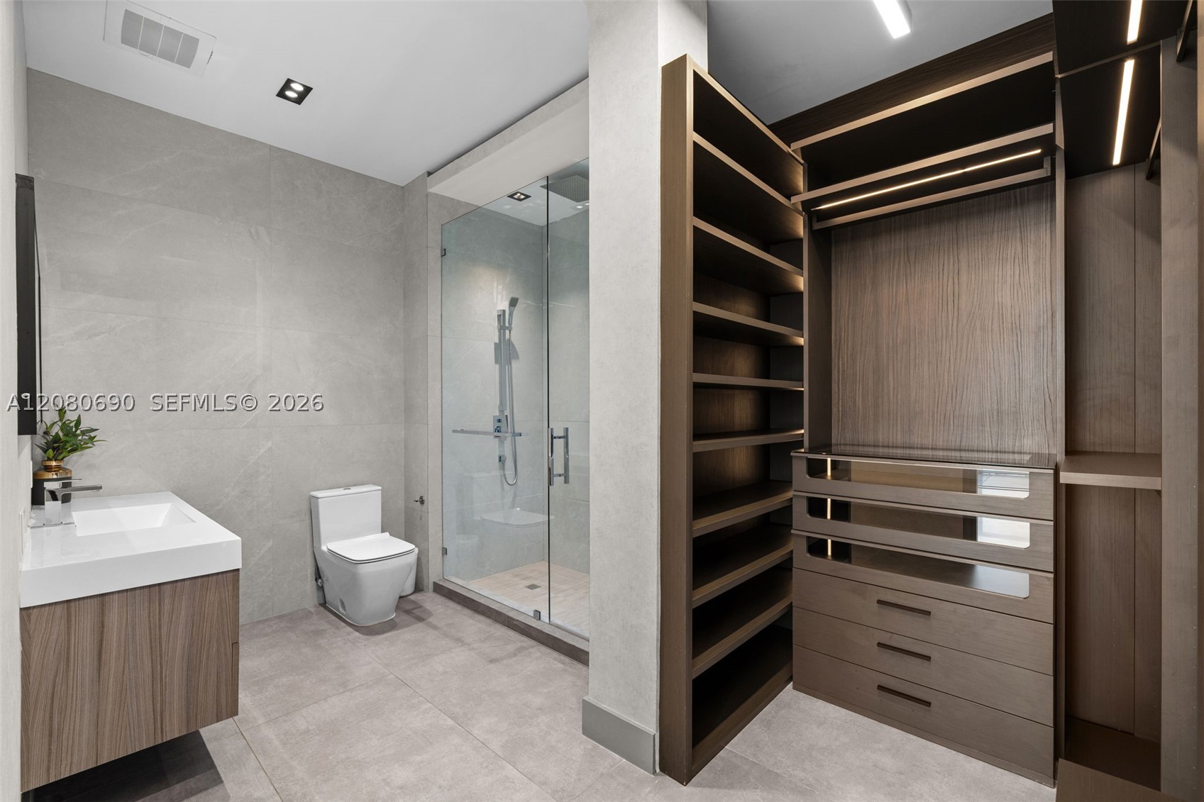 1300 Brickell Bay Dr #PH4400, Miami FL 33131