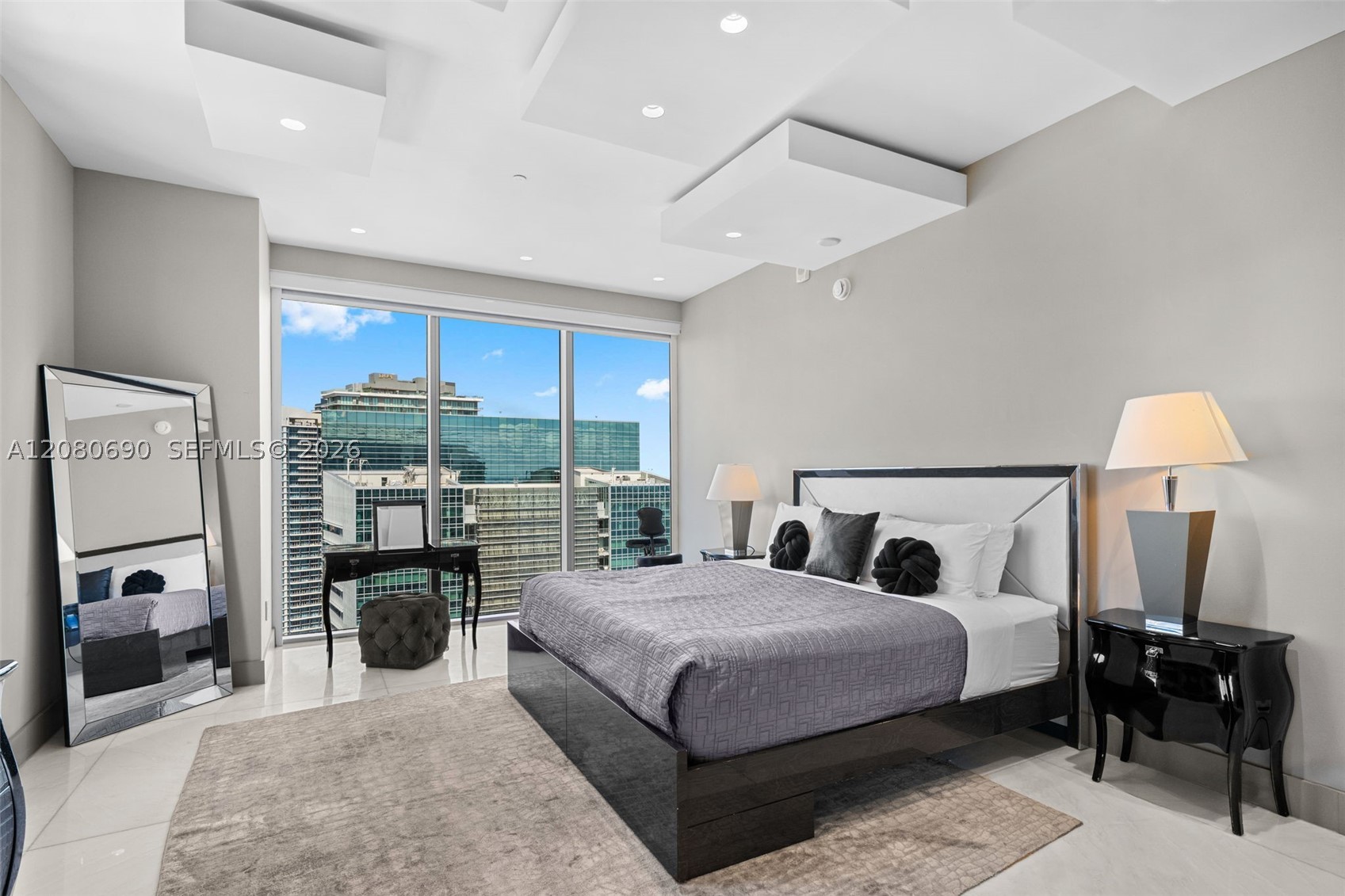 1300 Brickell Bay Dr #PH4400, Miami FL 33131