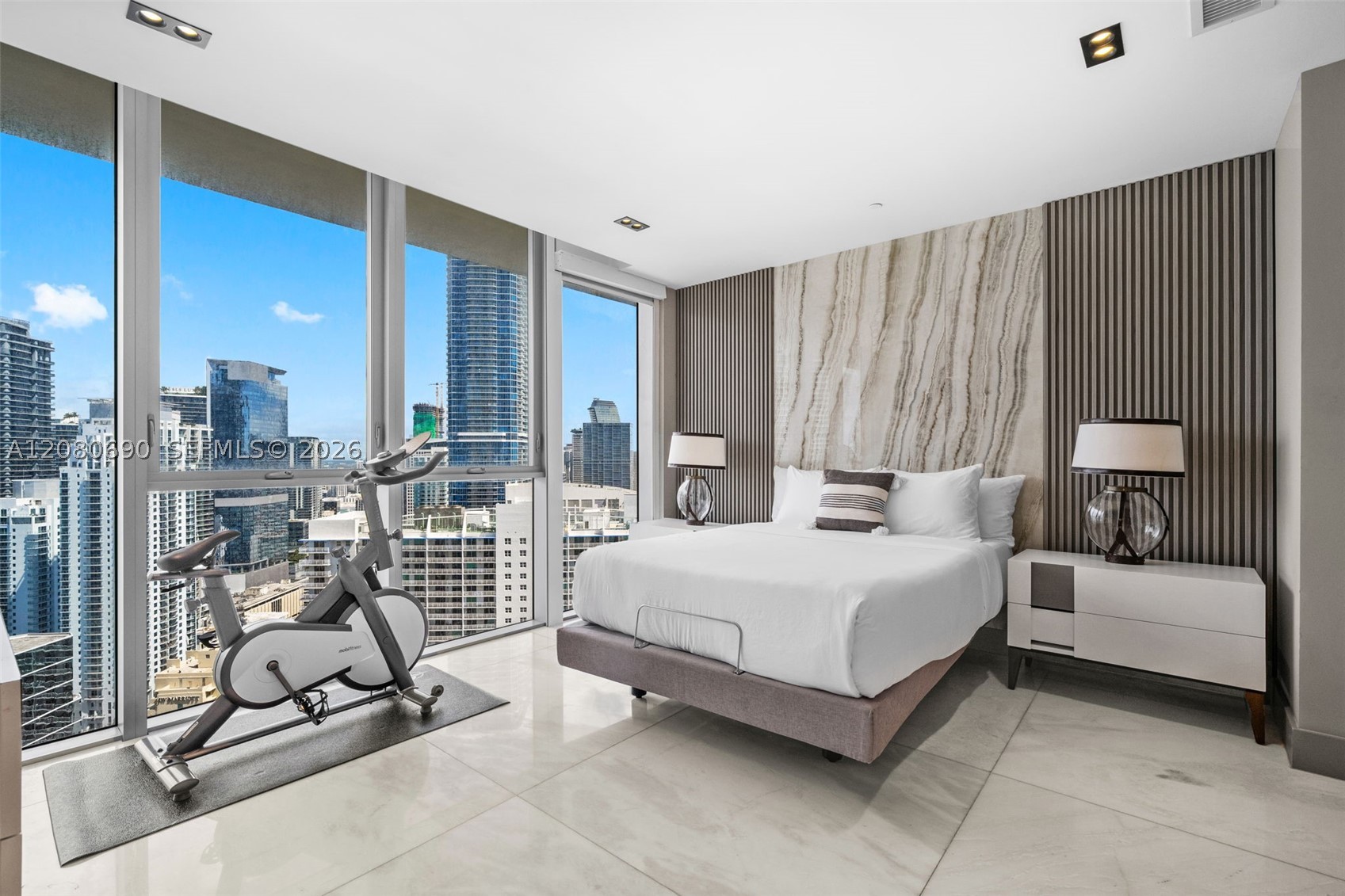 1300 Brickell Bay Dr #PH4400, Miami FL 33131