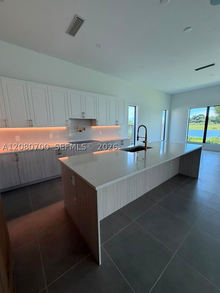 8540 NW 160th Terrace, Miami Lakes FL 33016