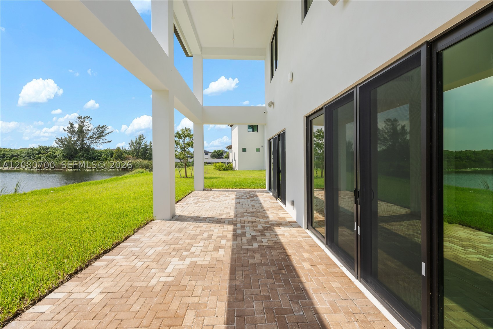 8540 NW 160th Terrace, Miami Lakes FL 33016