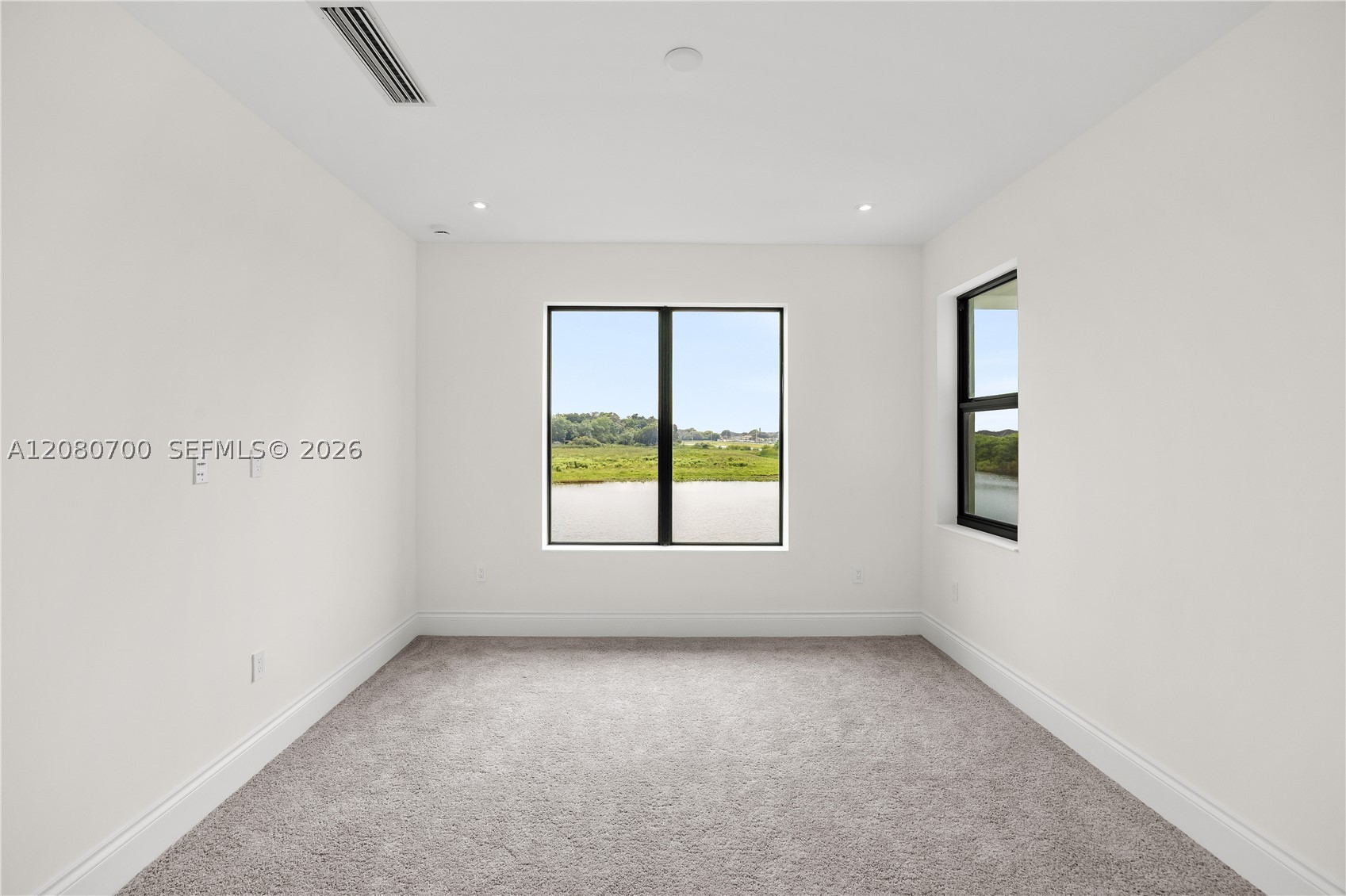 8540 NW 160th Terrace, Miami Lakes FL 33016