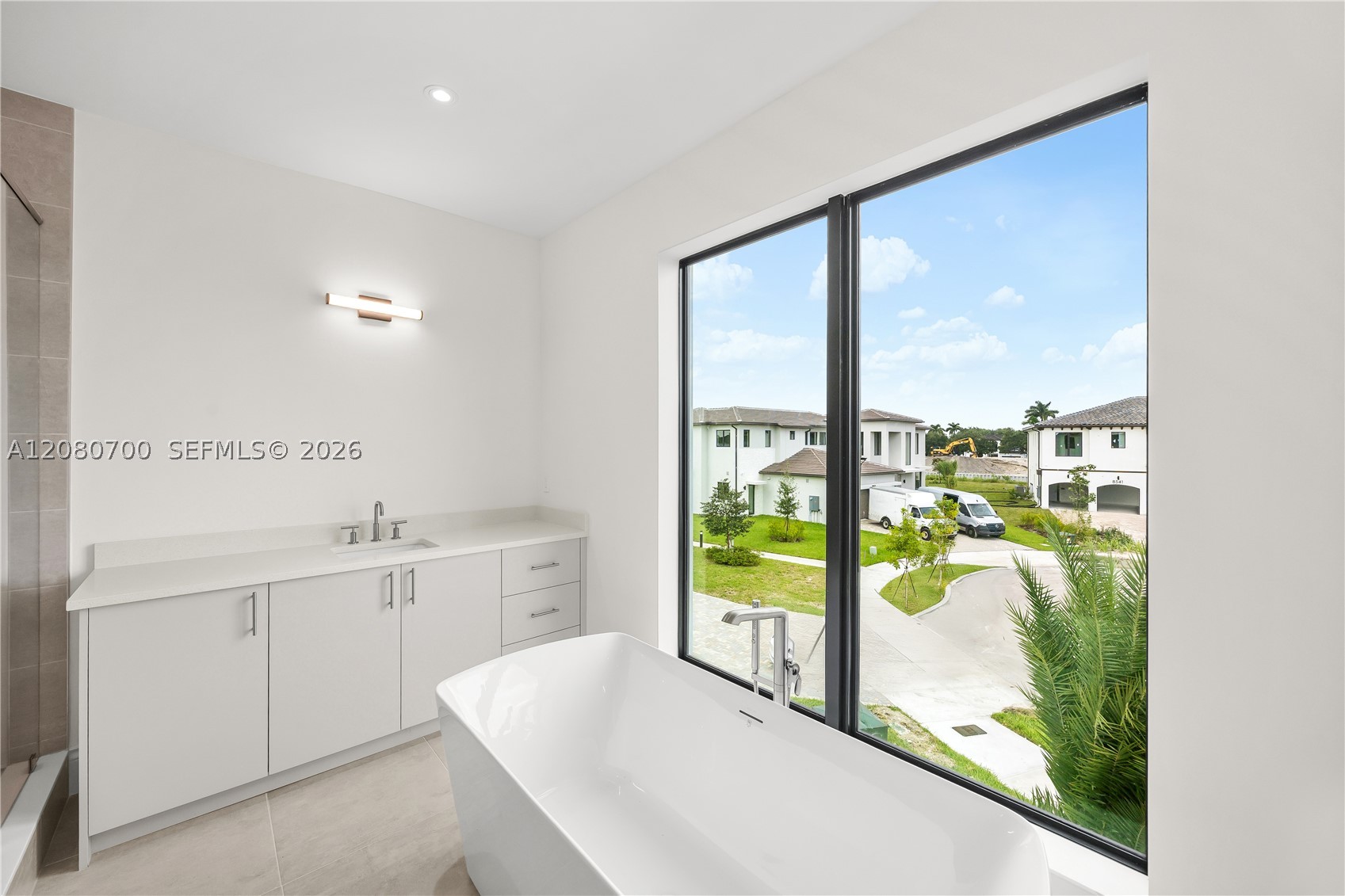 8540 NW 160th Terrace, Miami Lakes FL 33016